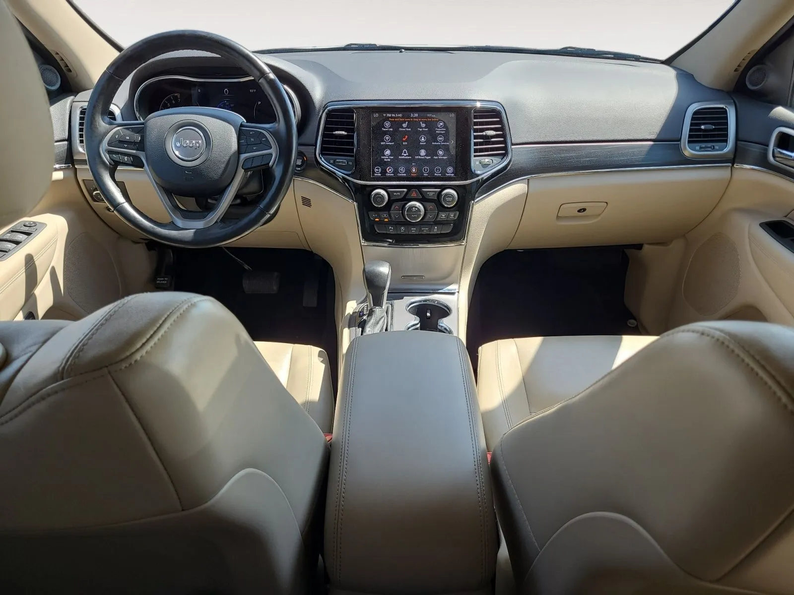 Jeep Grand Cherokee photo 10