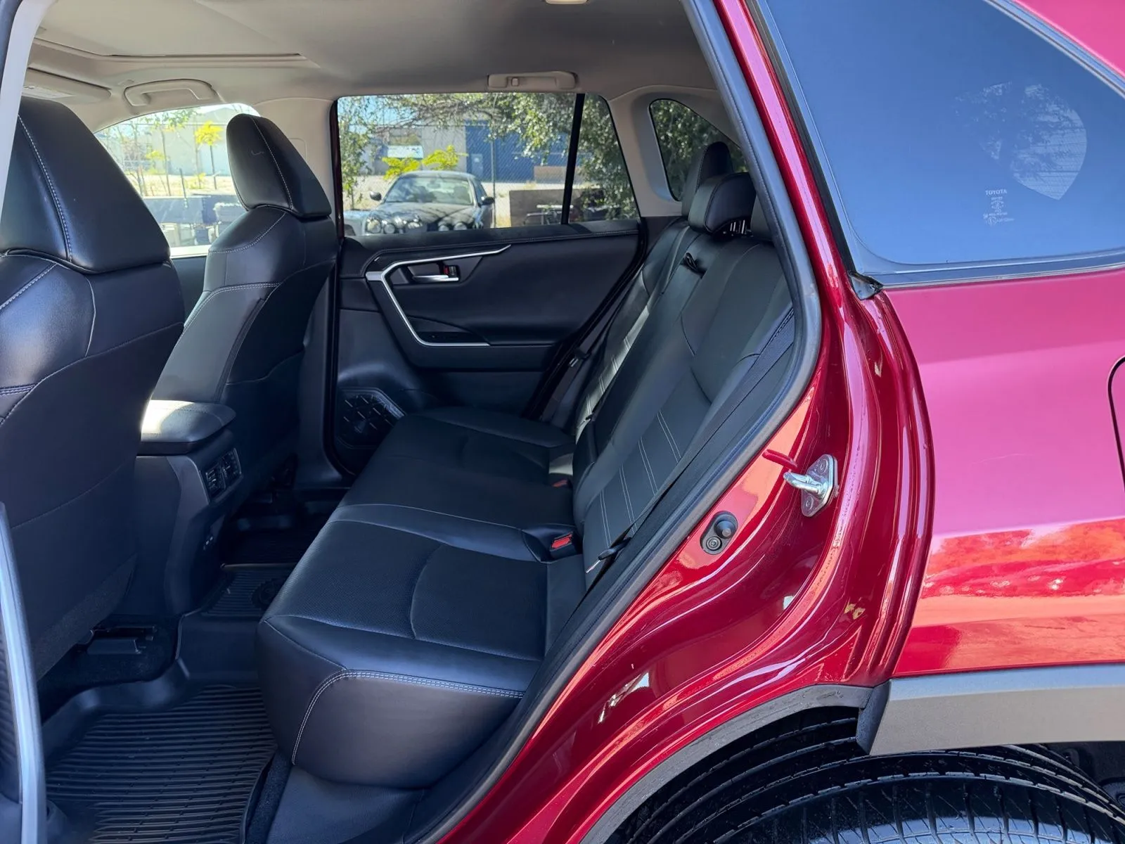 Toyota RAV4 photo 27