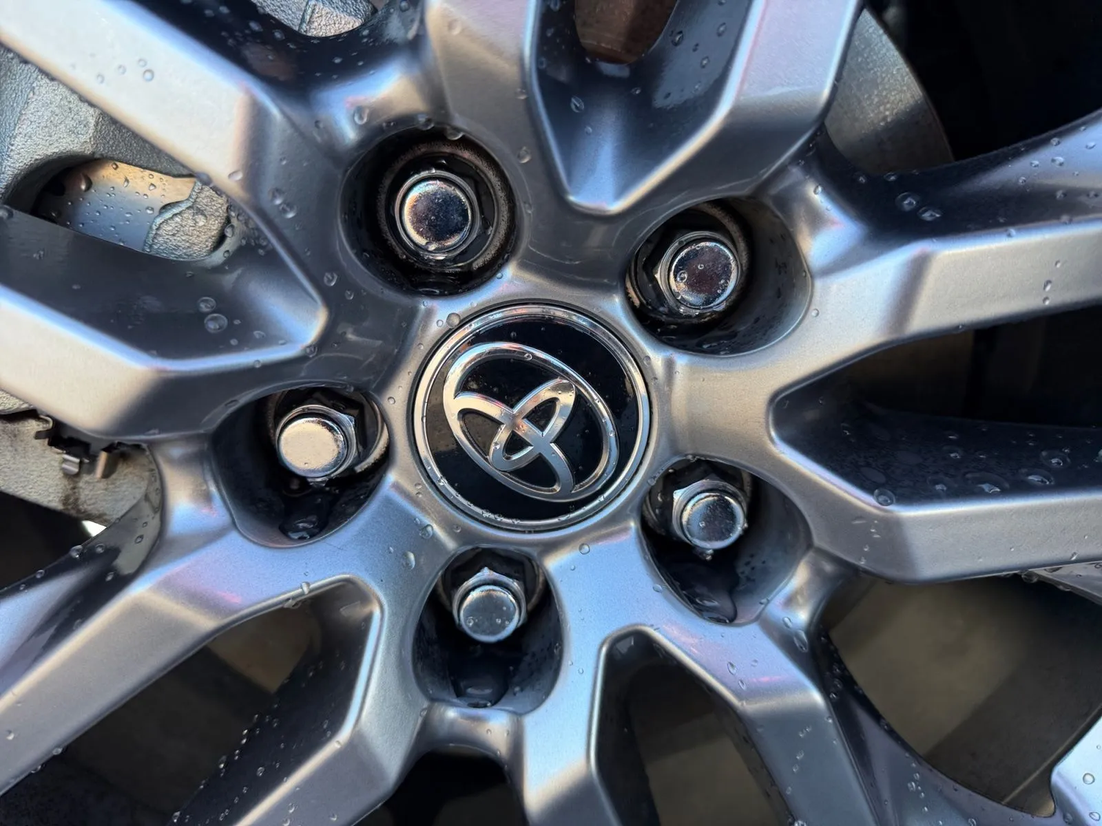 Toyota RAV4 photo 33
