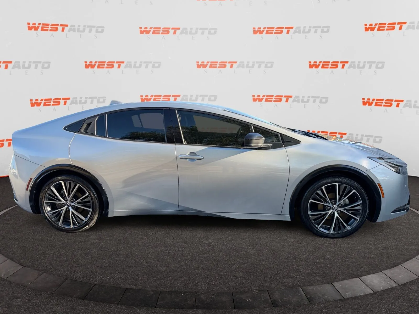 Toyota Prius photo 6
