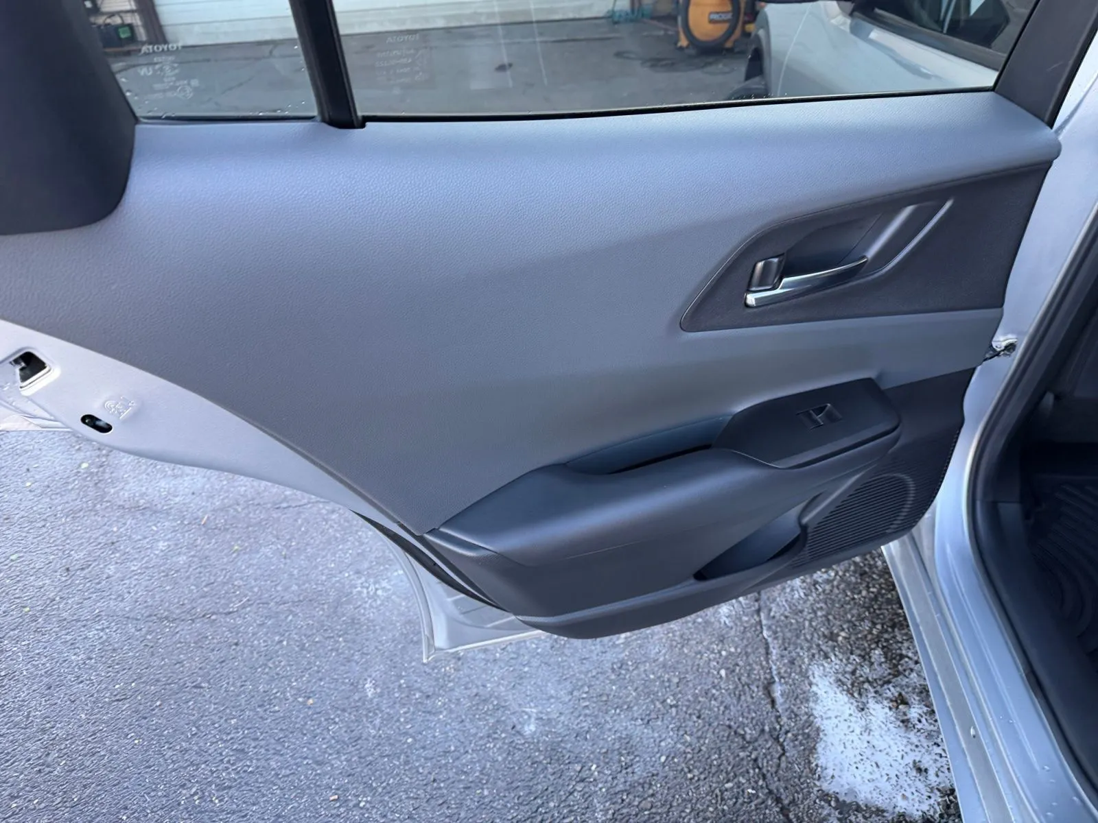 Toyota Prius photo 26