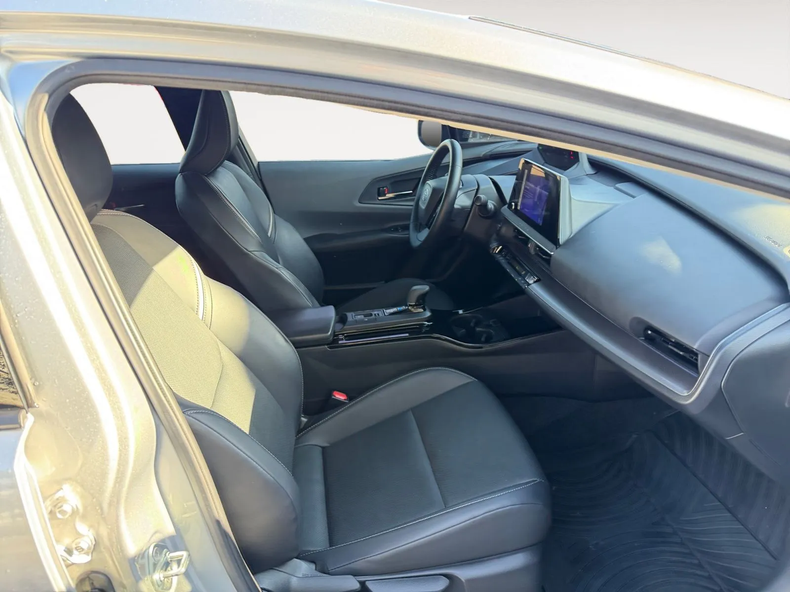 Toyota Prius photo 15