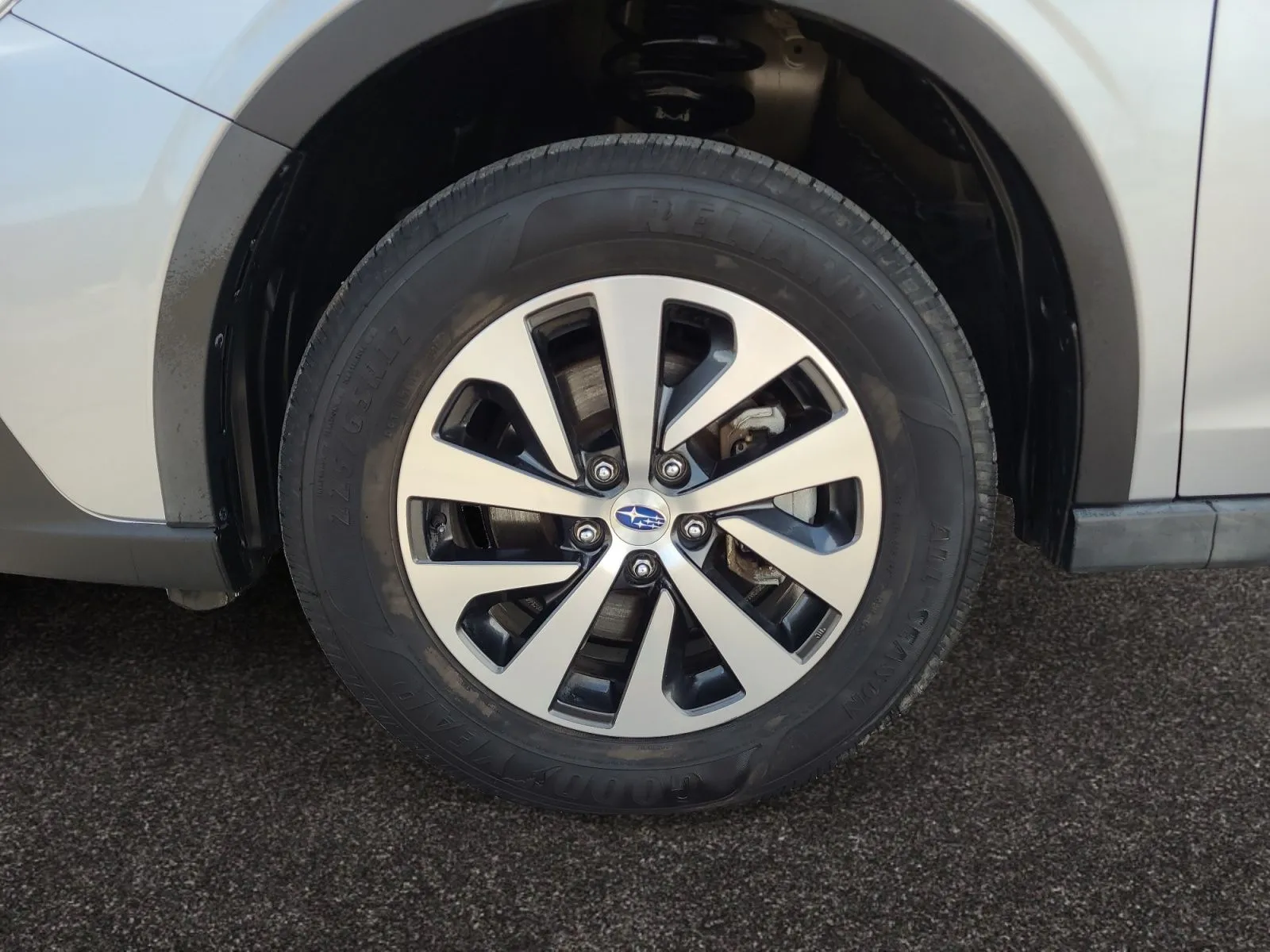 Subaru Outback photo 14