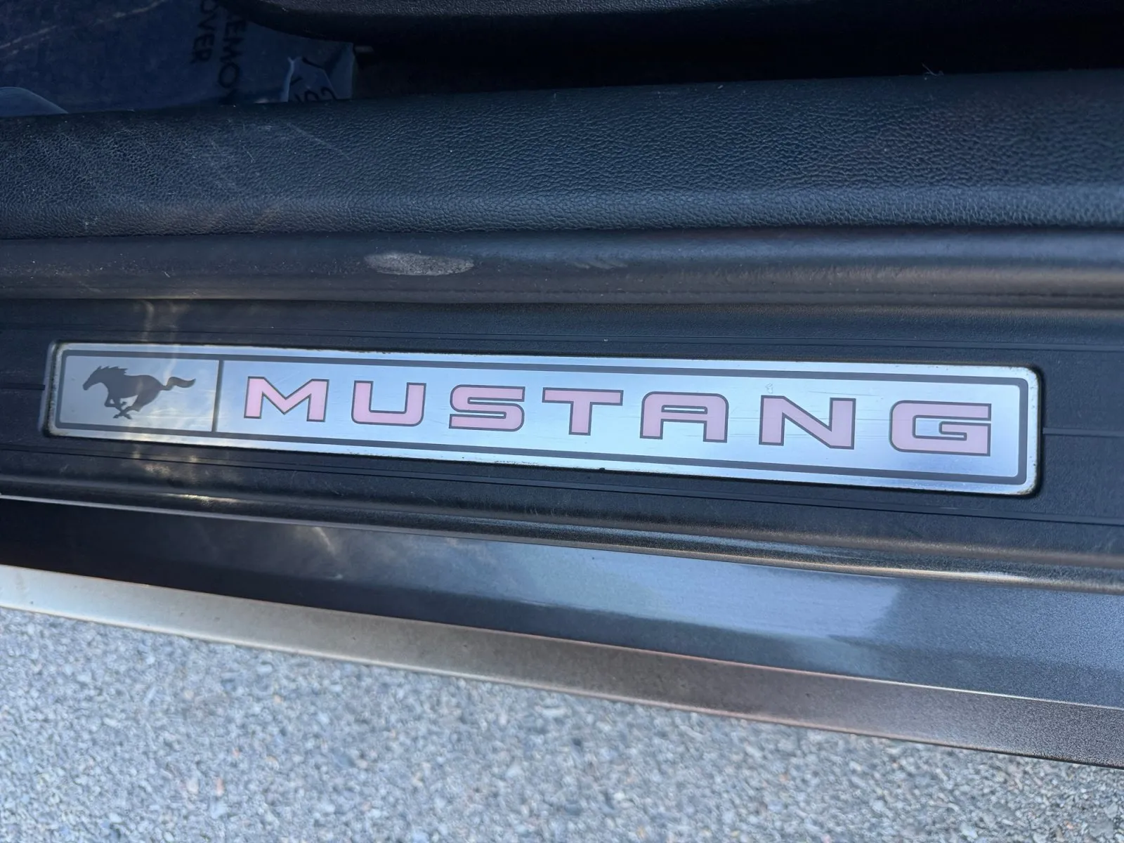 Ford Mustang photo 28