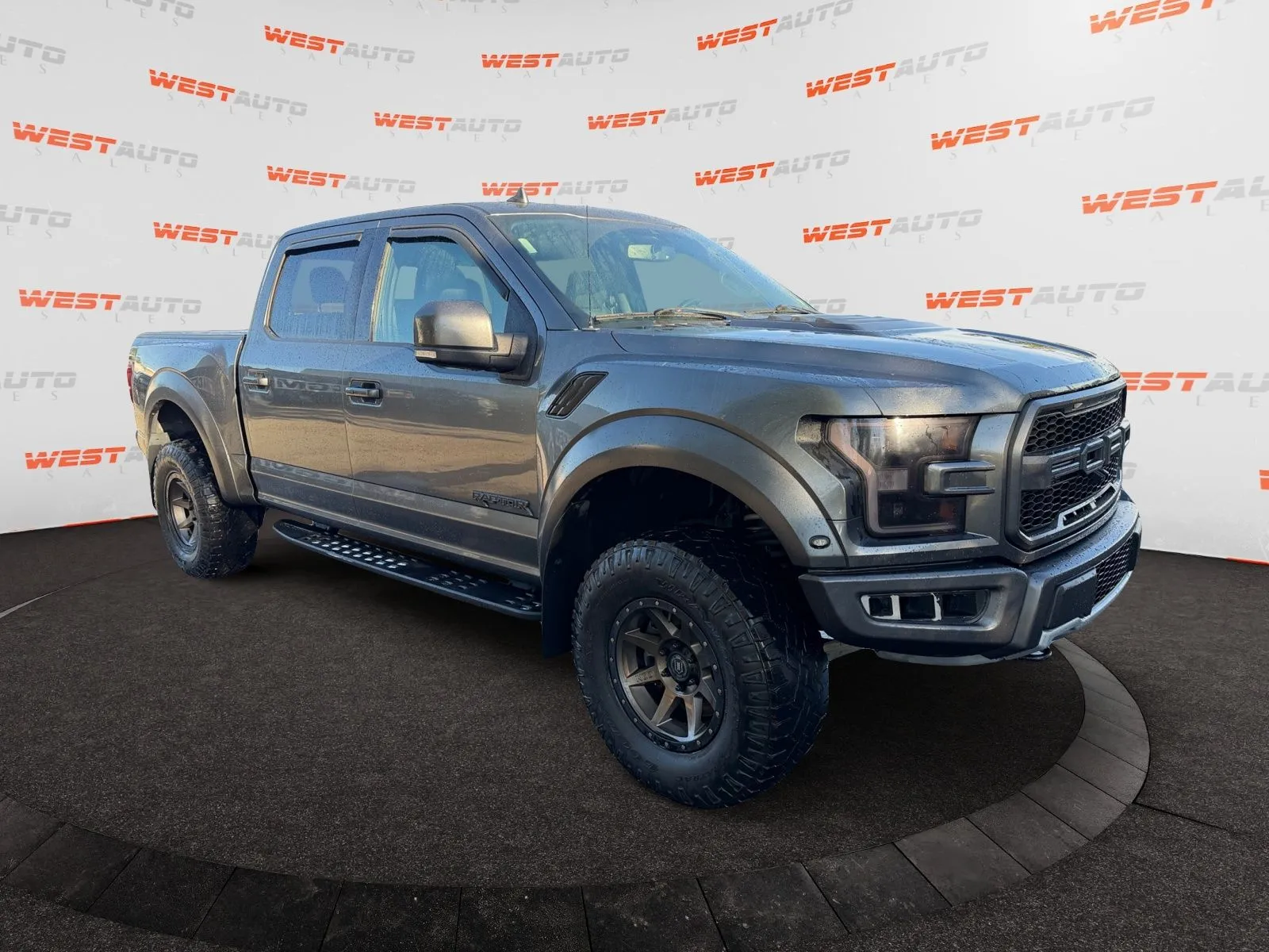 Ford F-150 photo 7