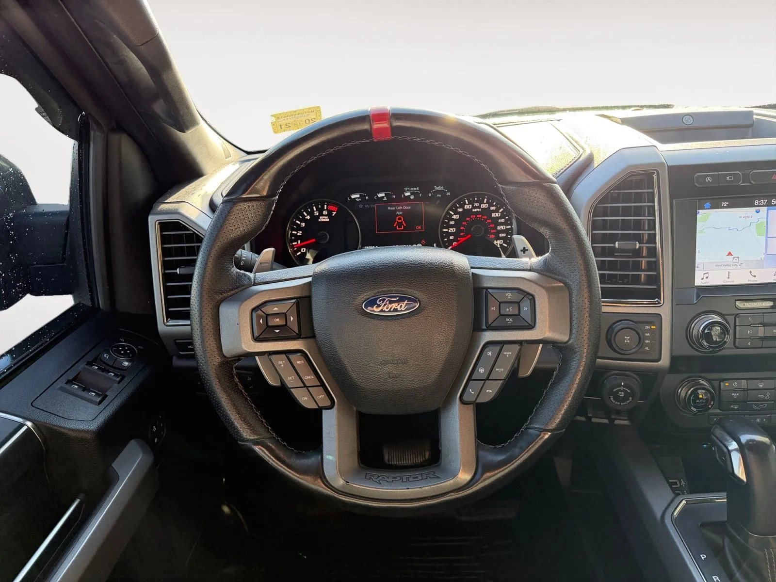 Ford F-150 photo 12