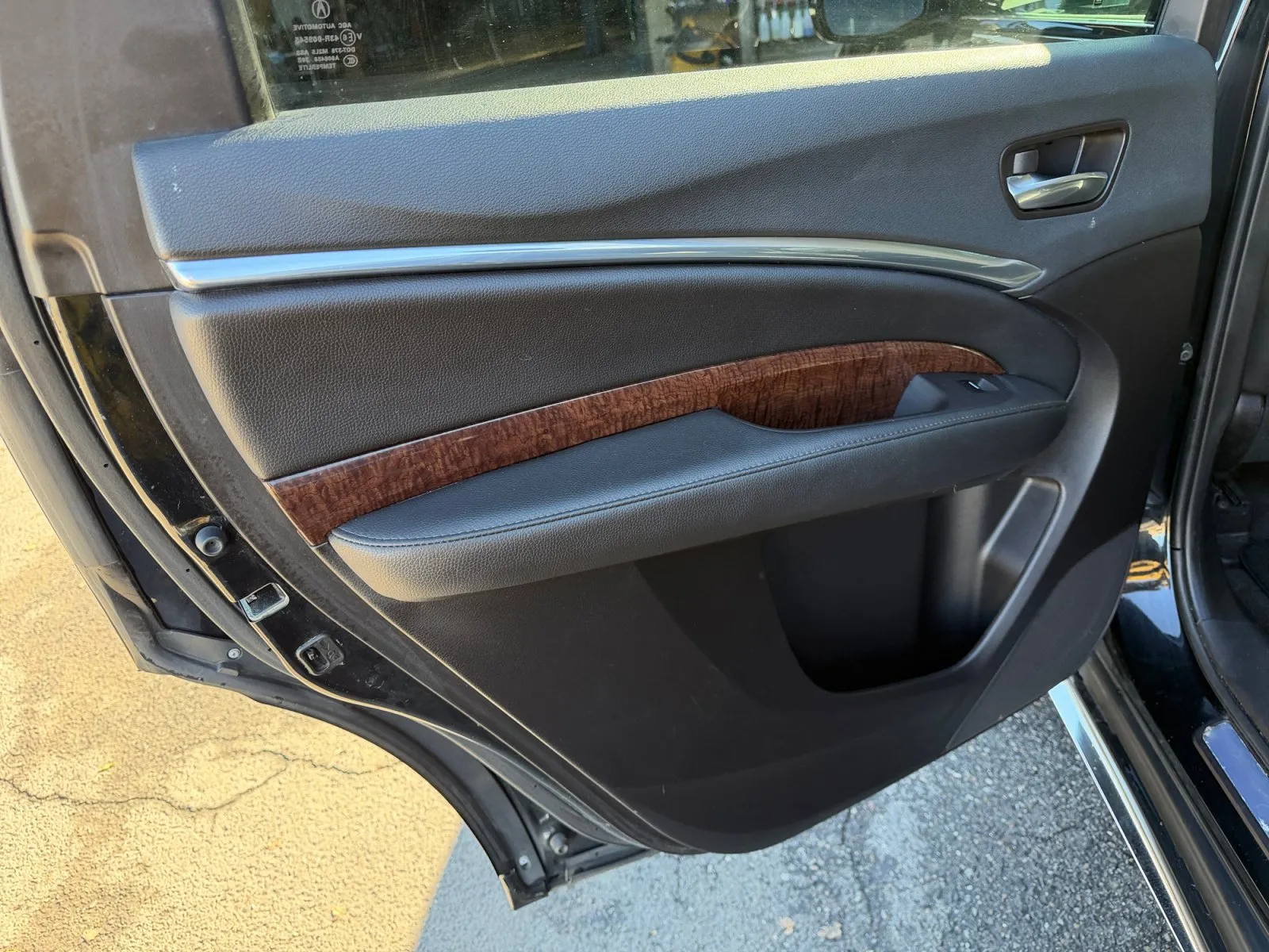 Acura MDX photo 30