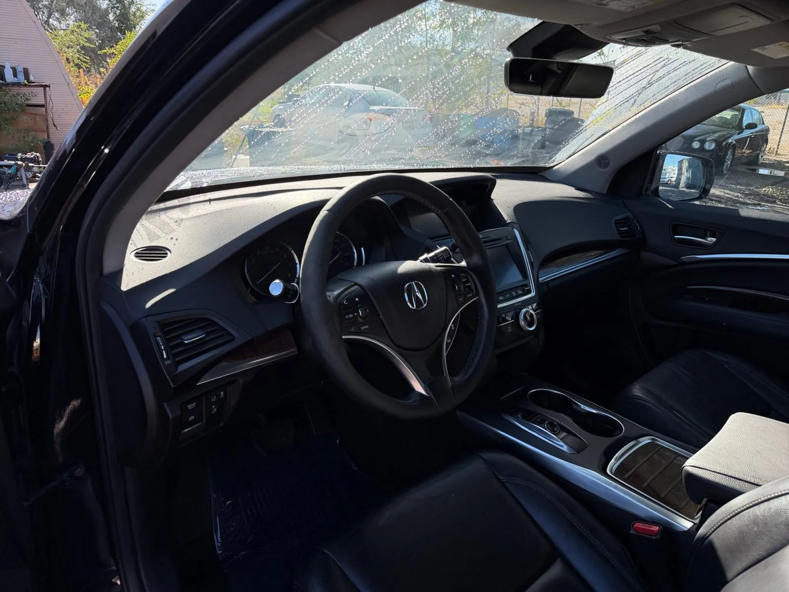 Acura MDX photo 18