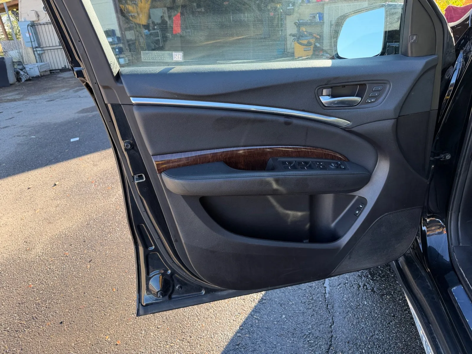 Acura MDX photo 19