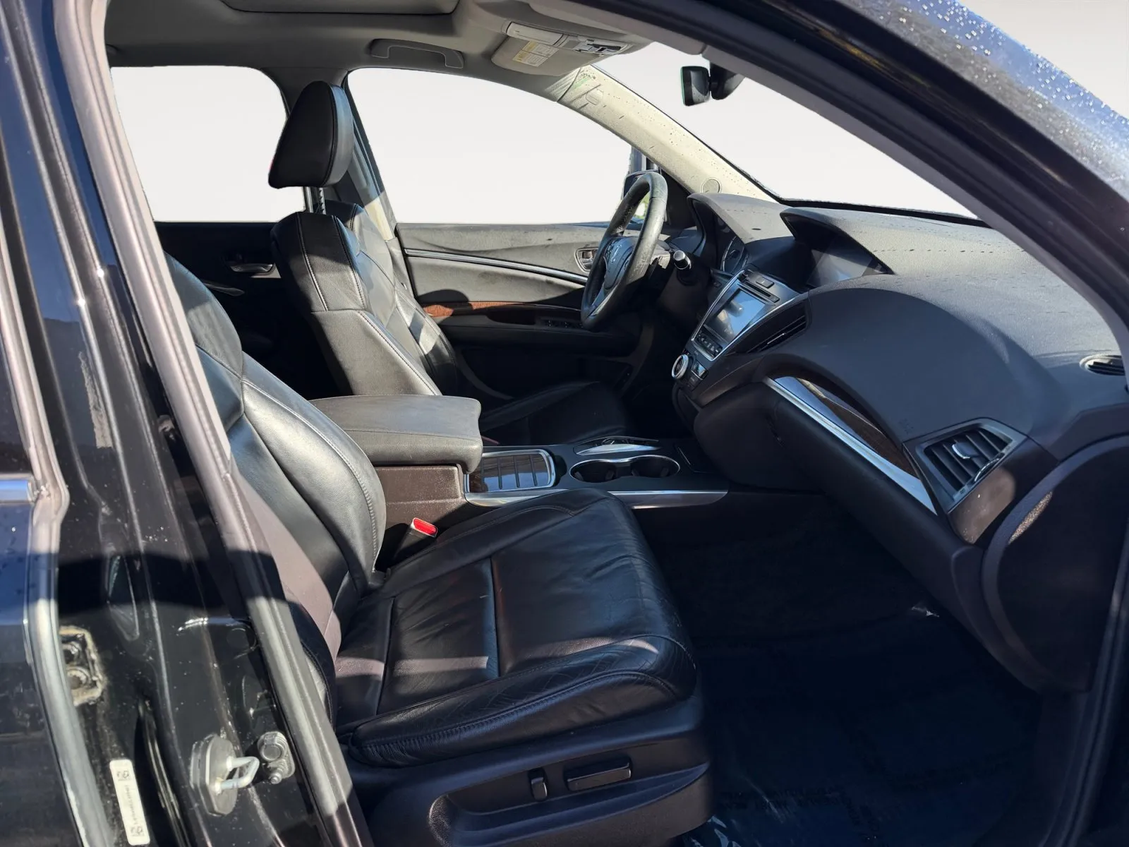 Acura MDX photo 15