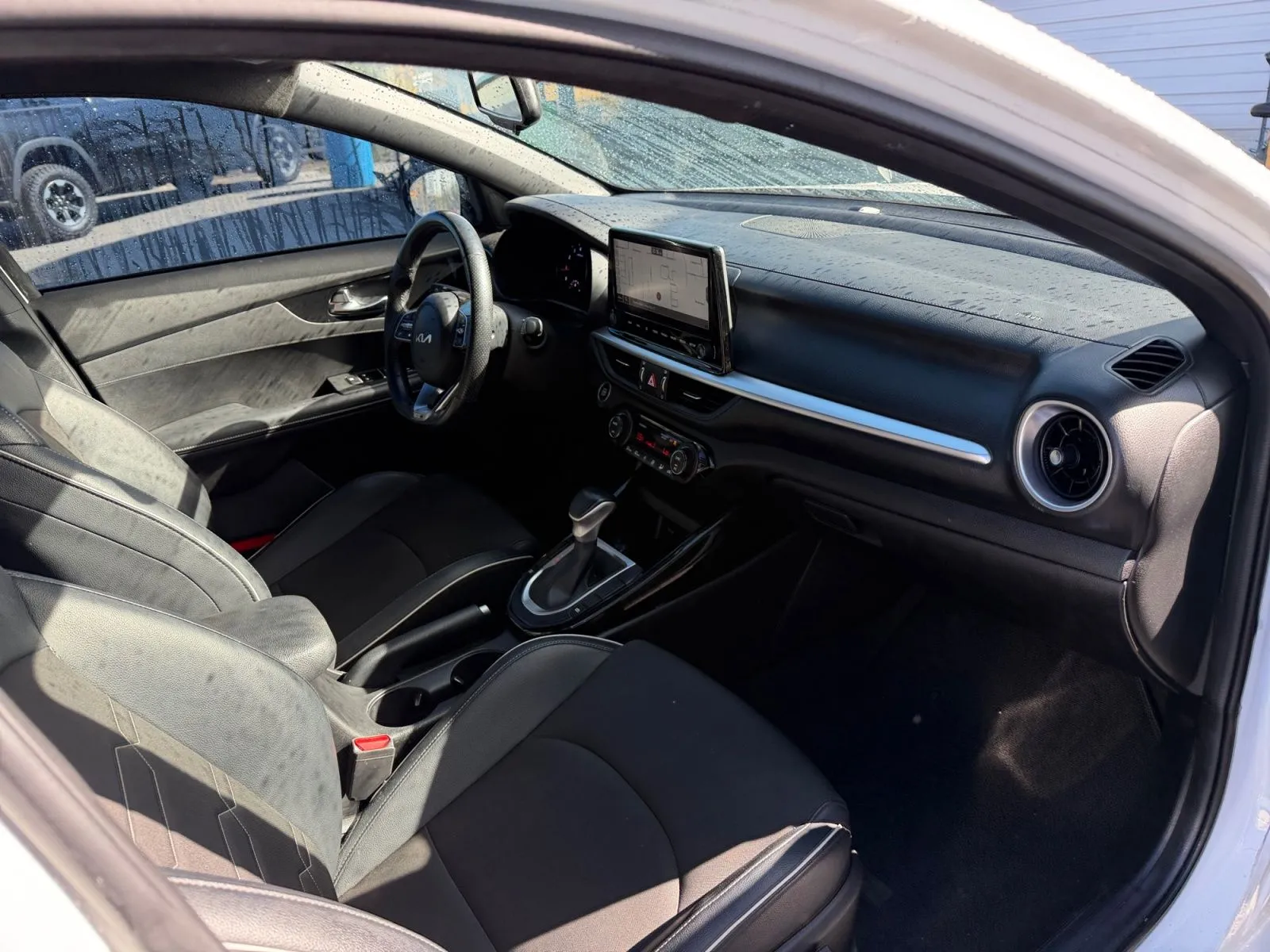 Kia Forte photo 16