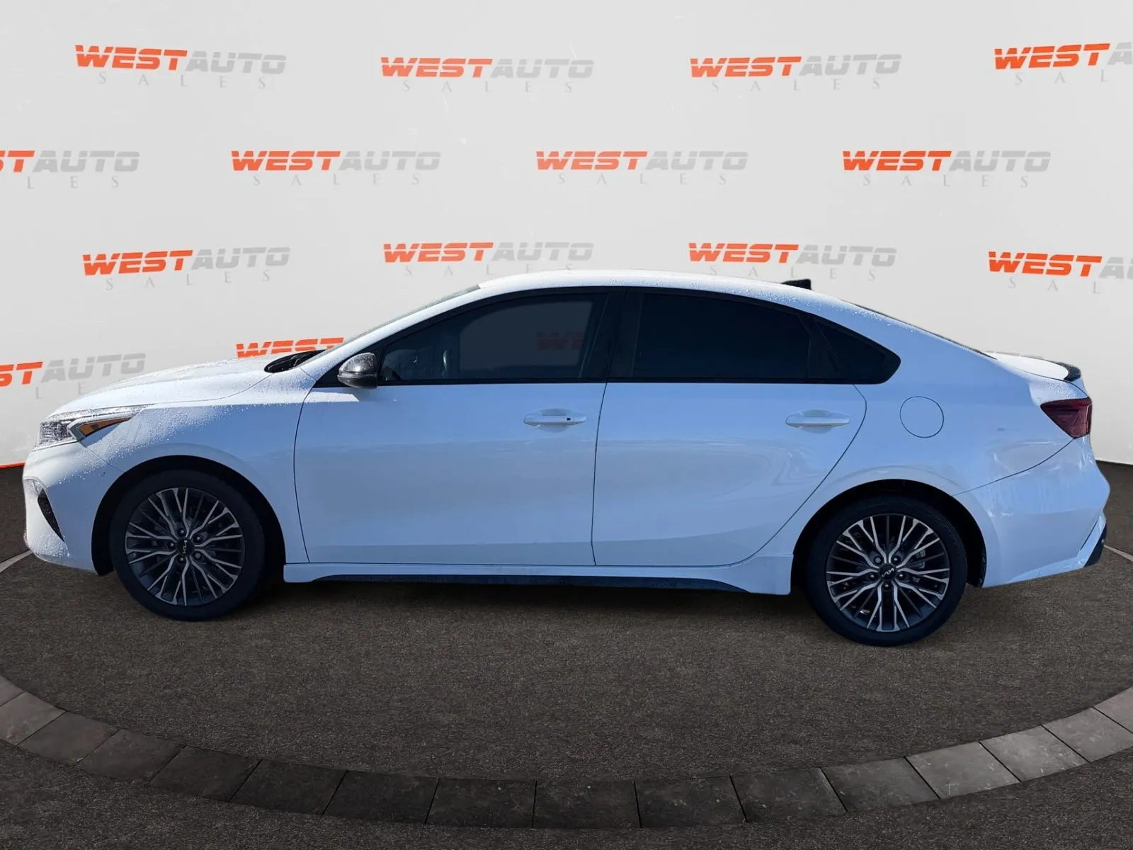 Kia Forte photo 2
