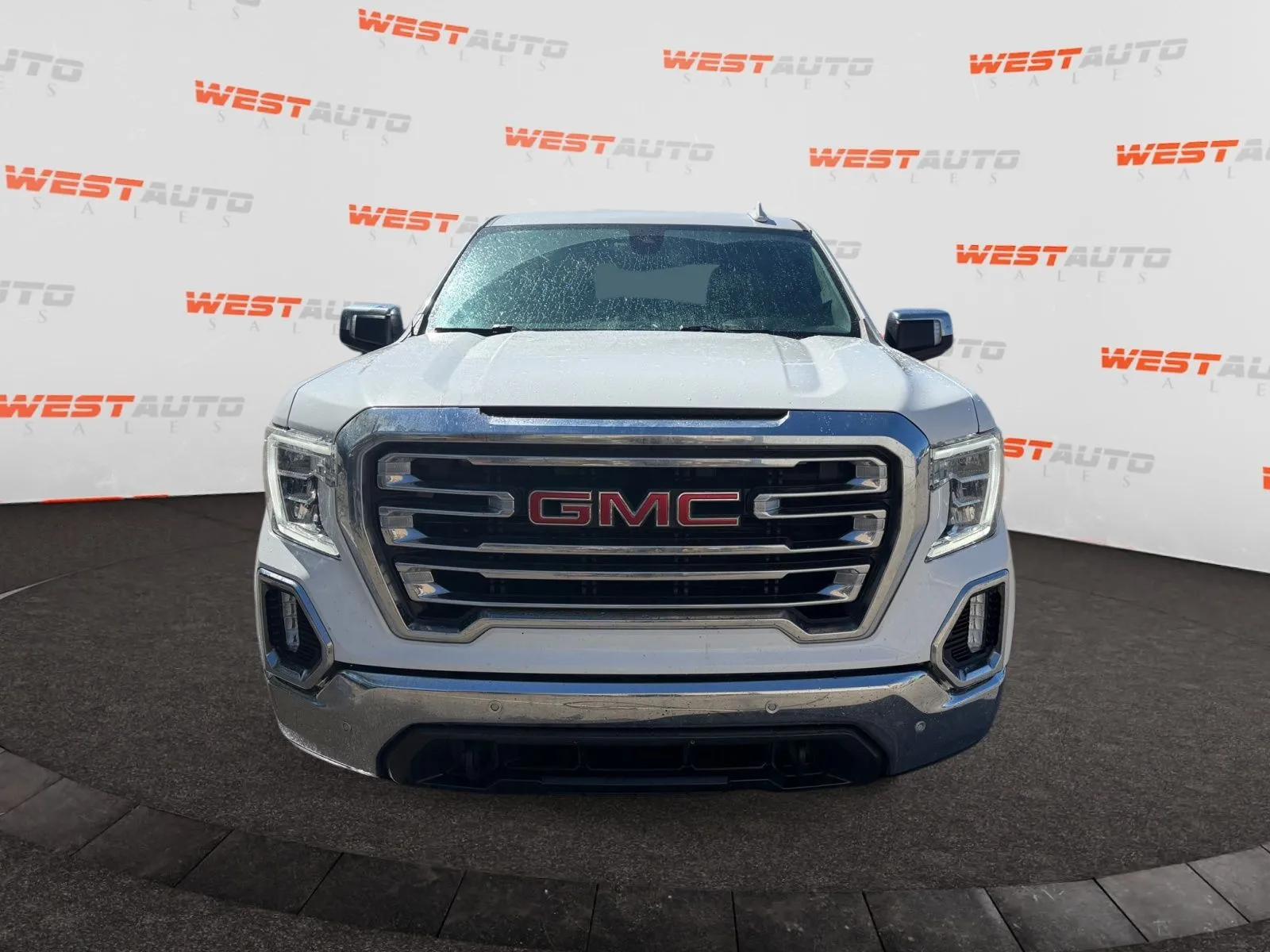GMC Sierra photo 8