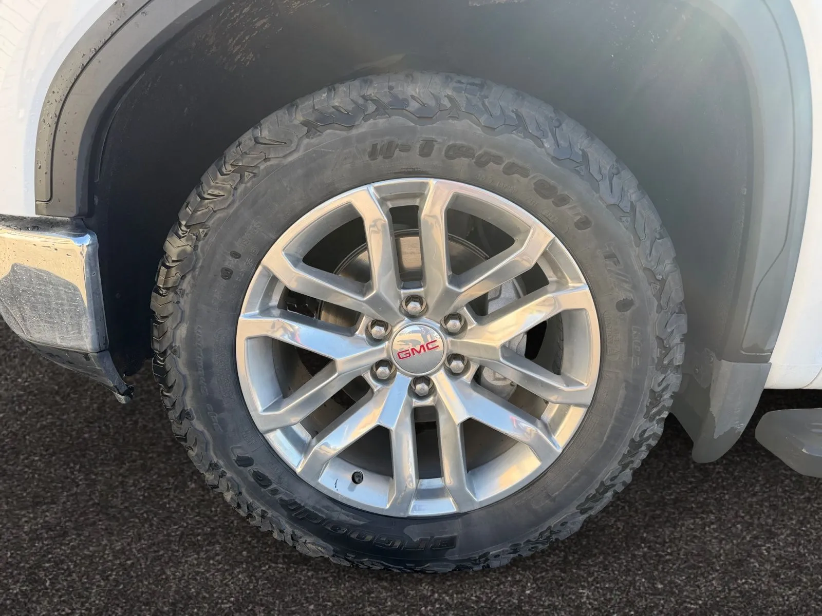 GMC Sierra photo 14