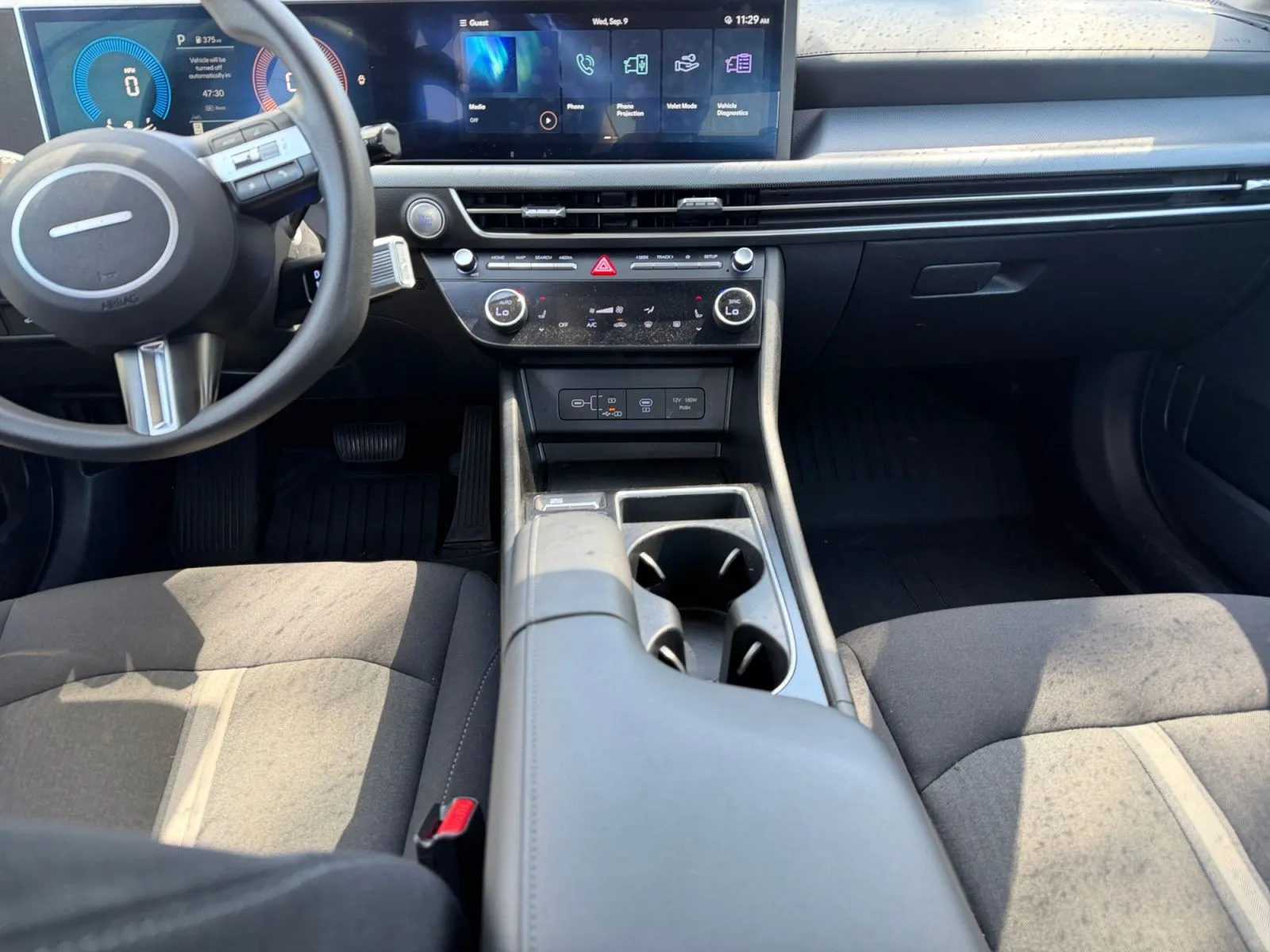 Hyundai Sonata photo 11