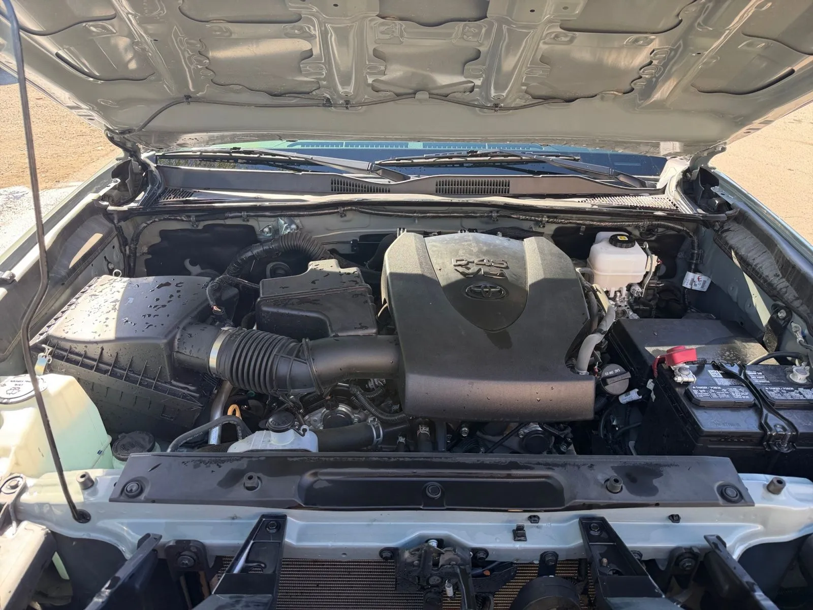 Toyota Tacoma photo 41