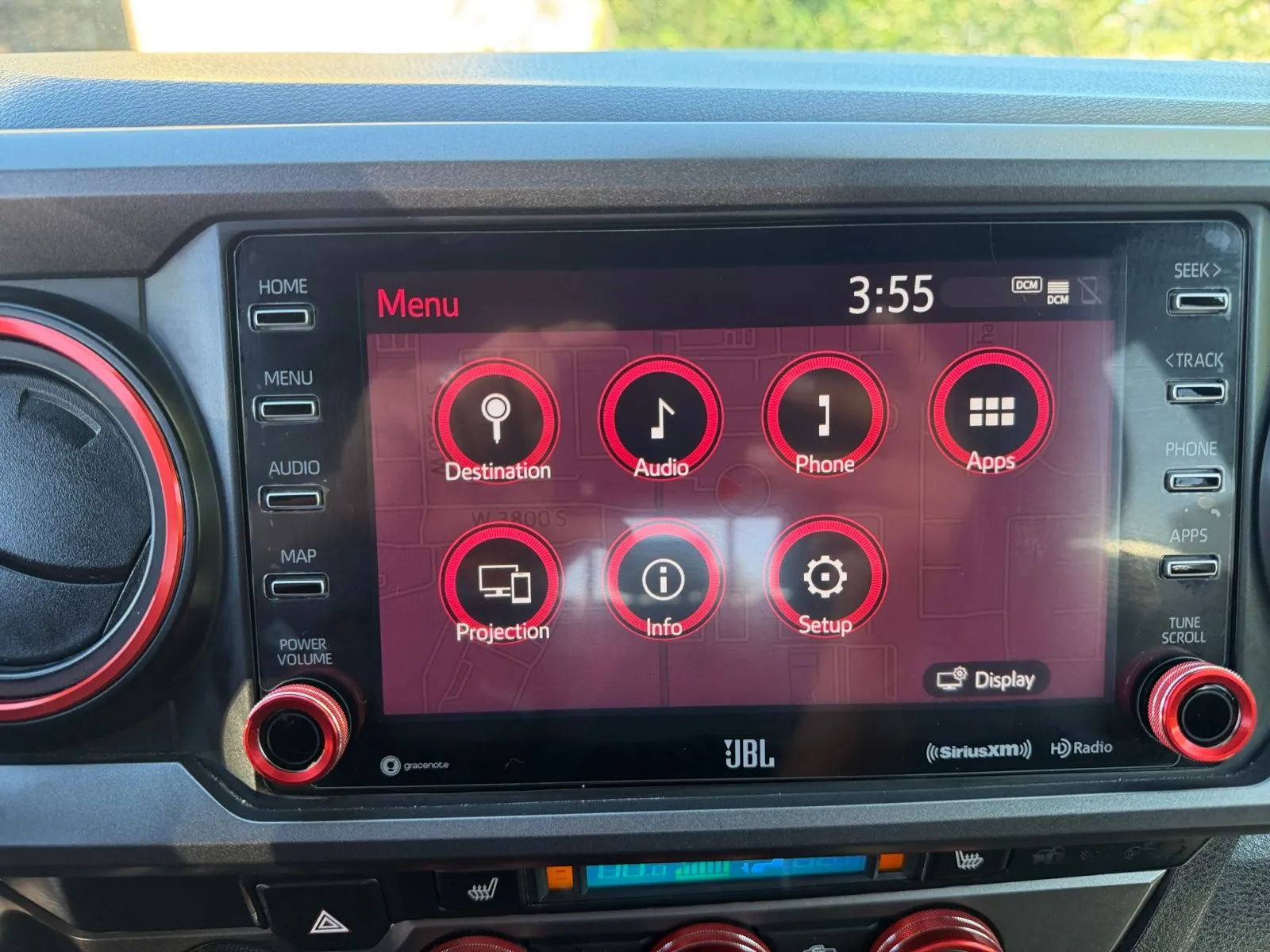 Toyota Tacoma photo 23