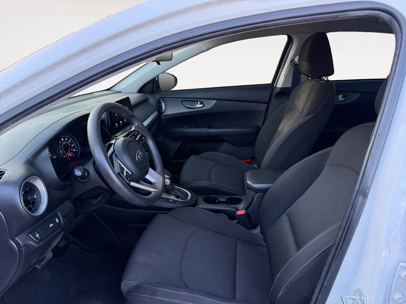 Kia Forte photo 9