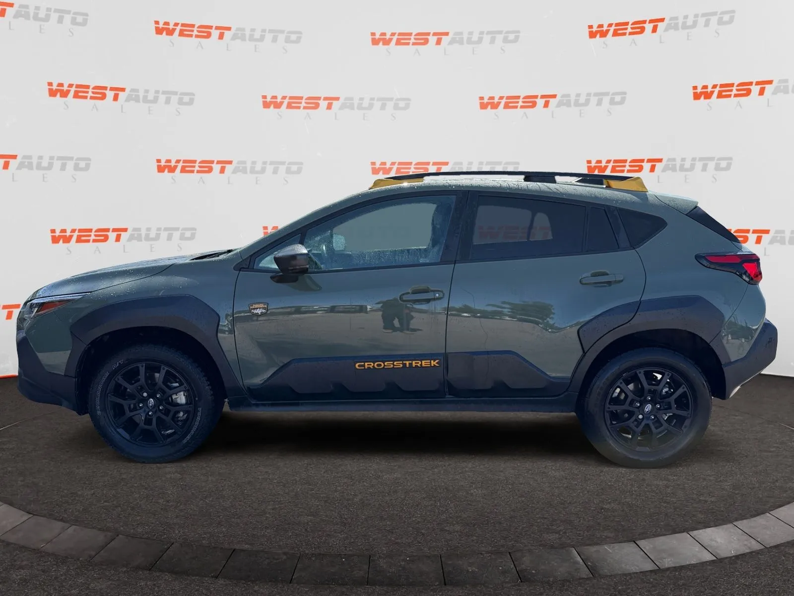 Subaru Crosstrek photo 2