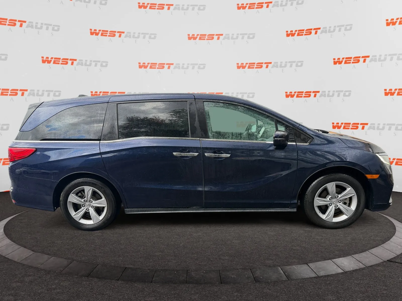 Honda Odyssey photo 6