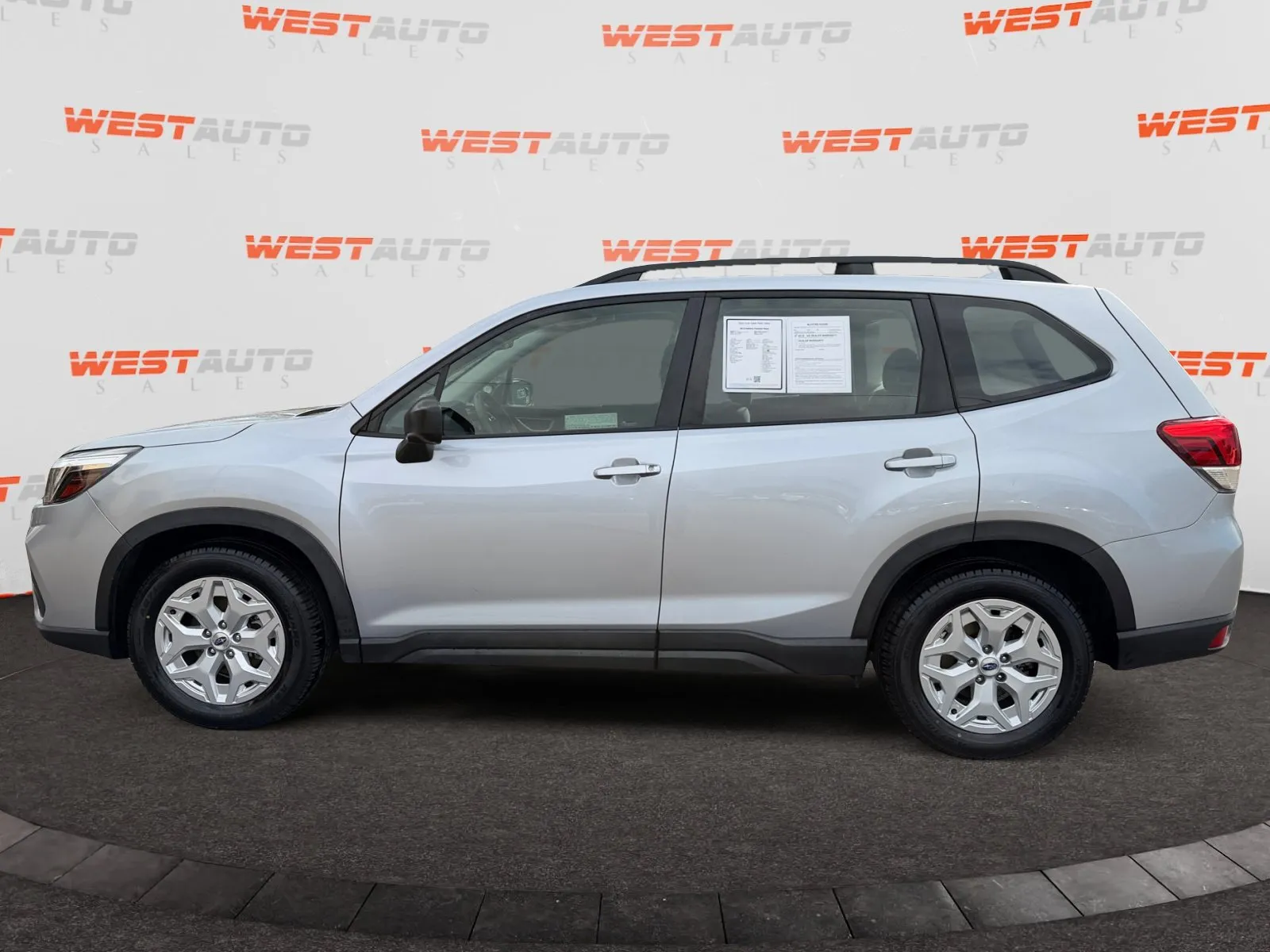 Subaru Forester photo 2