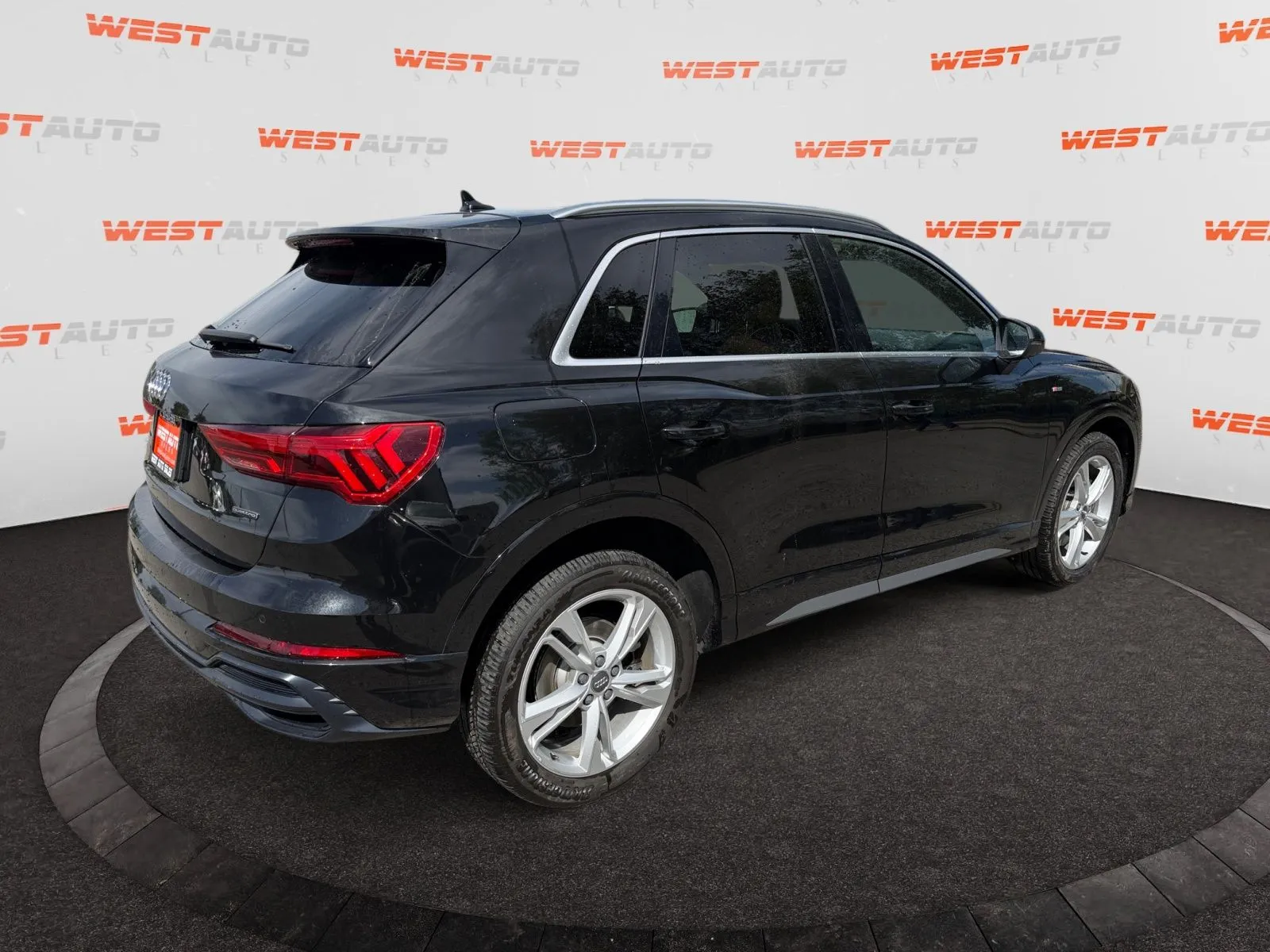 Audi Q3 photo 5