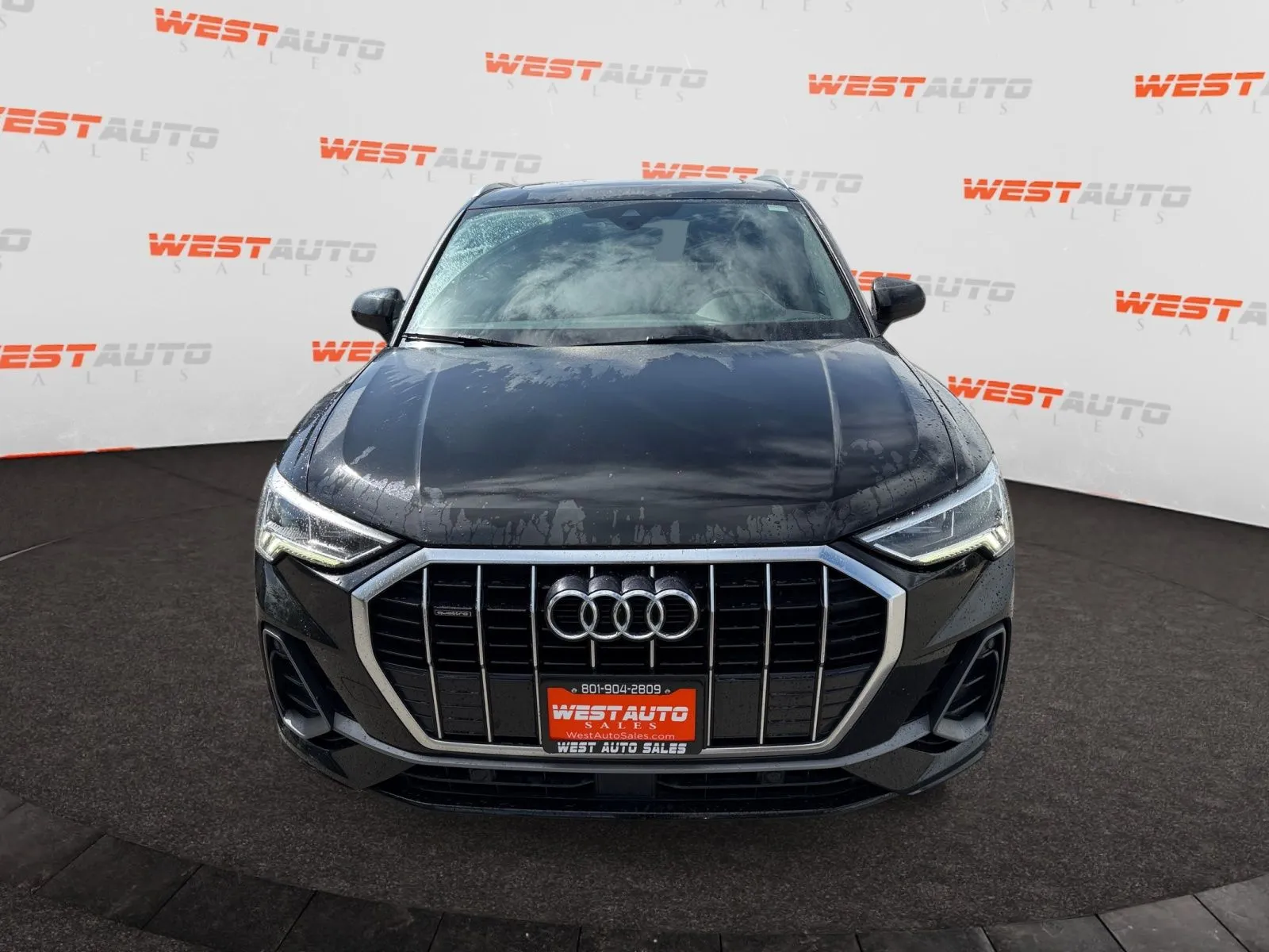 Audi Q3 photo 8