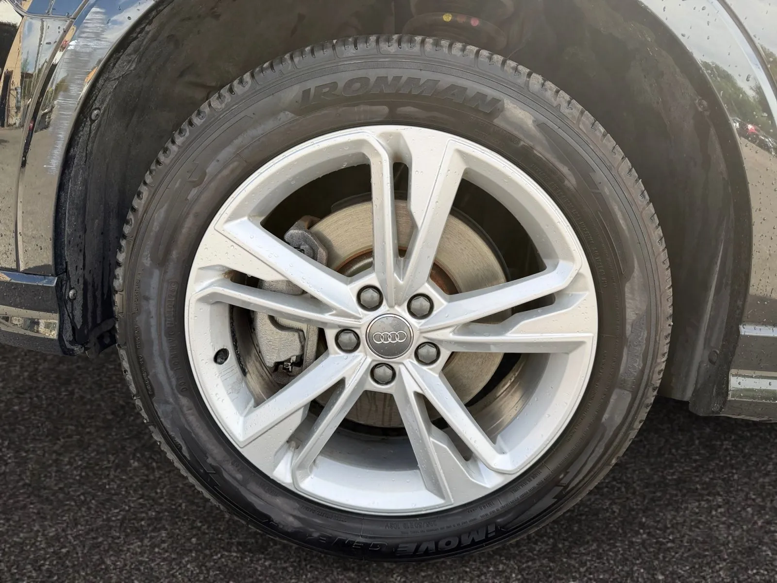 Audi Q3 photo 14