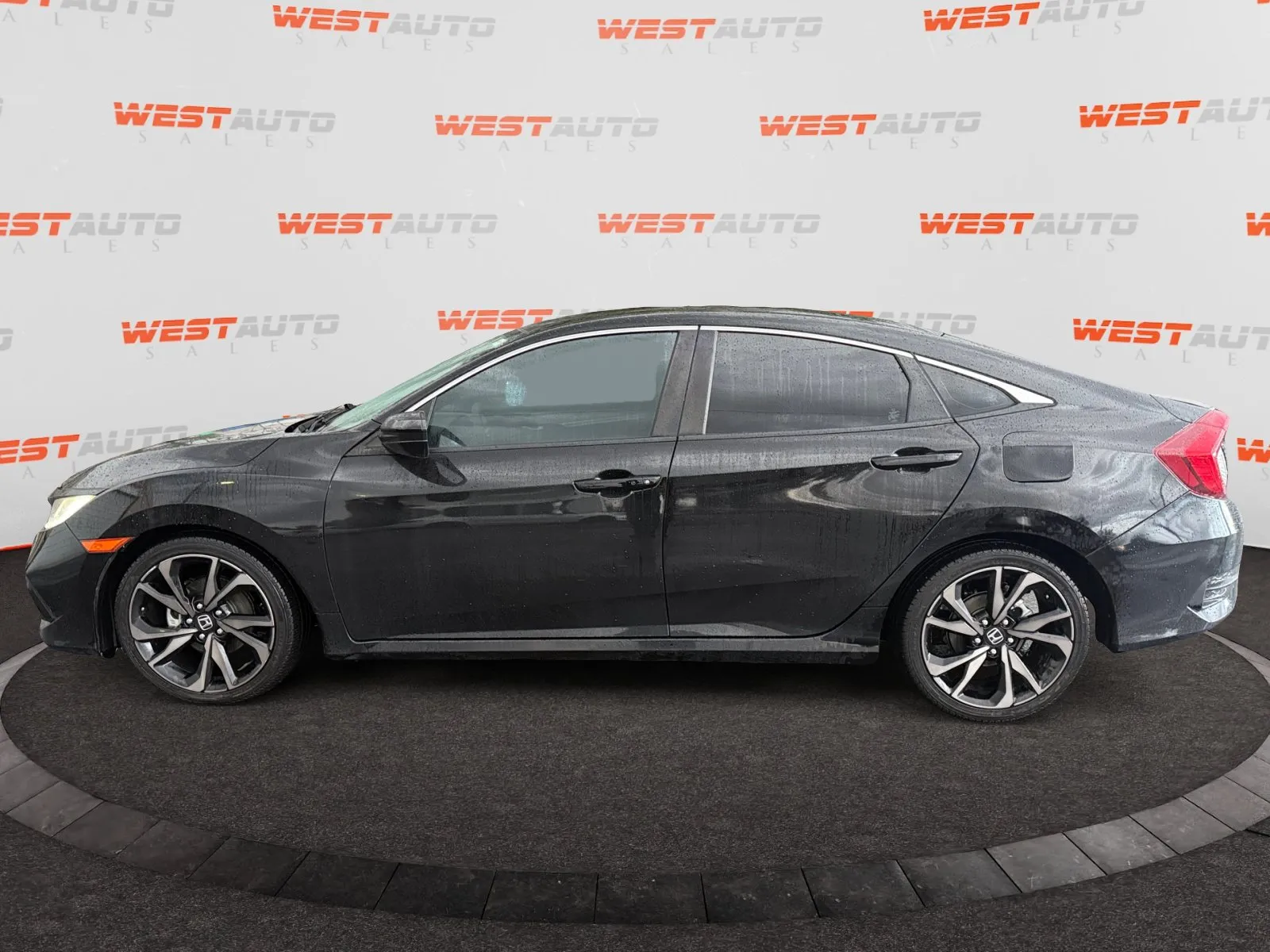 Honda Civic photo 2