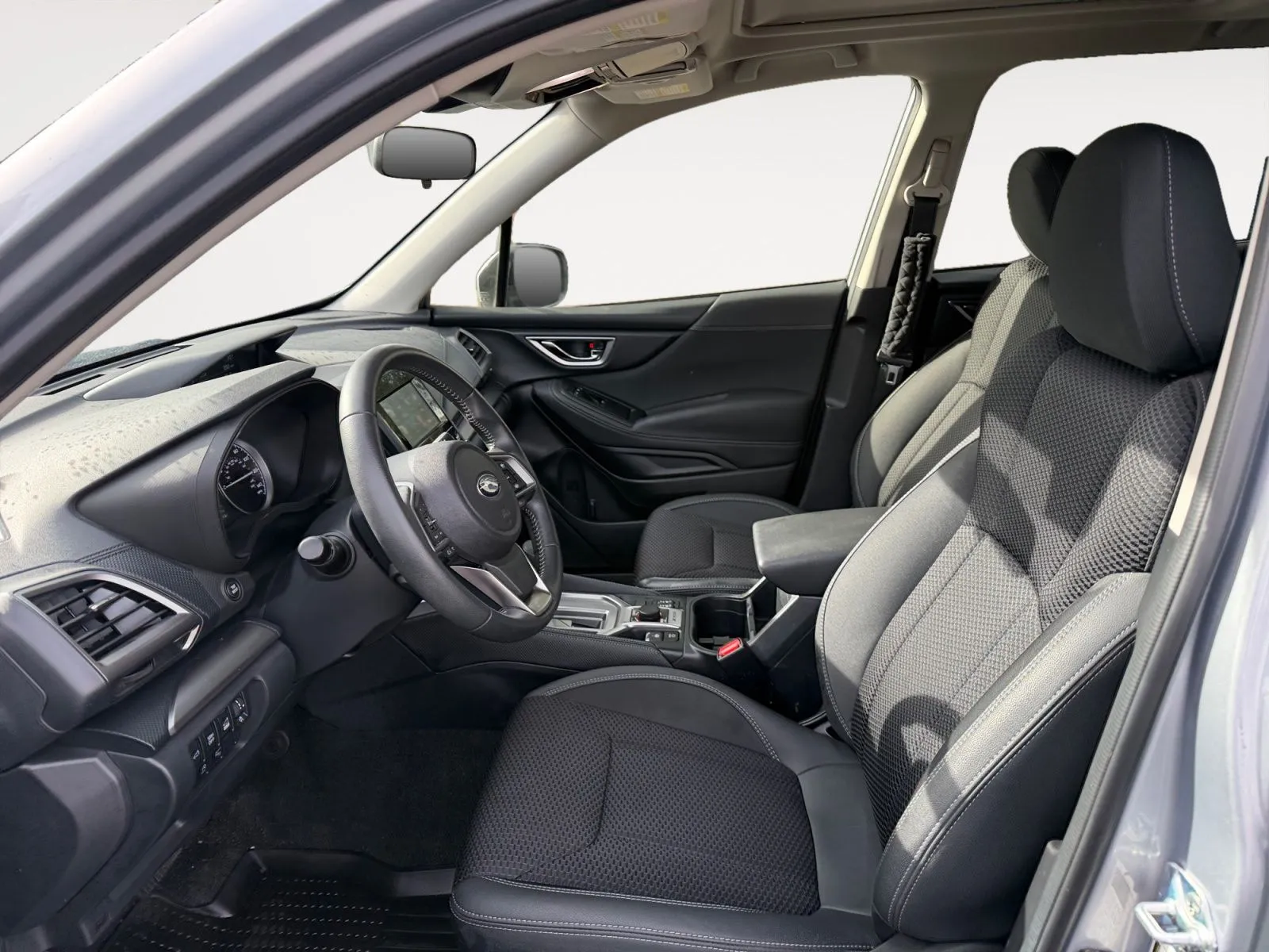 Subaru Forester photo 9