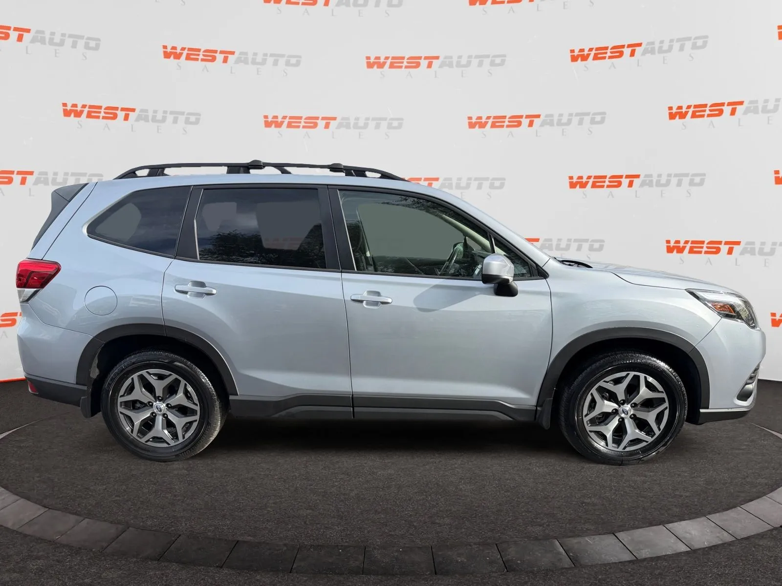 Subaru Forester photo 6