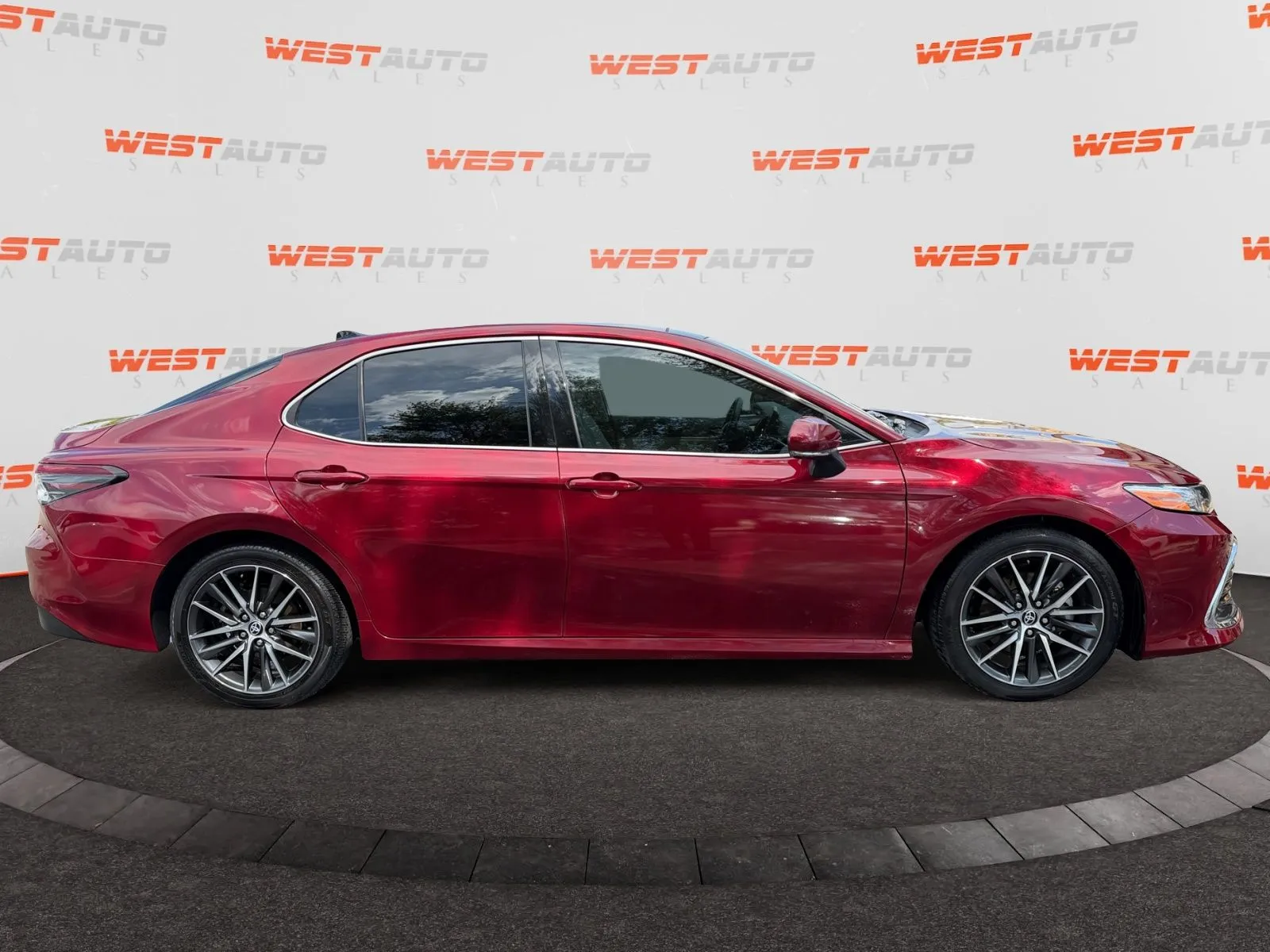 Toyota Camry photo 6