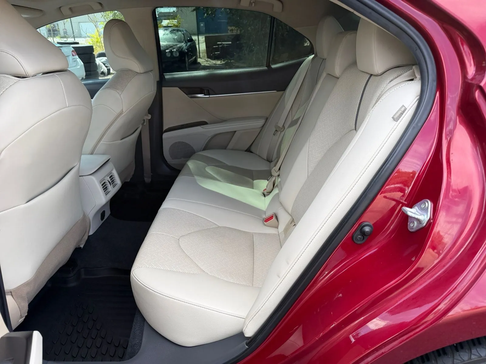 Toyota Camry photo 28