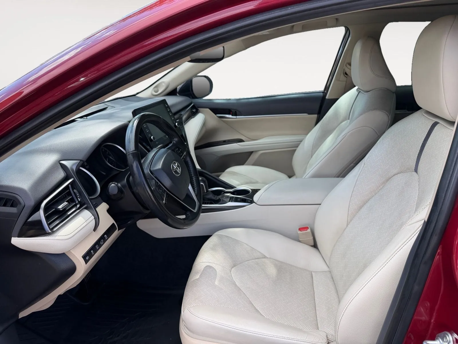 Toyota Camry photo 9
