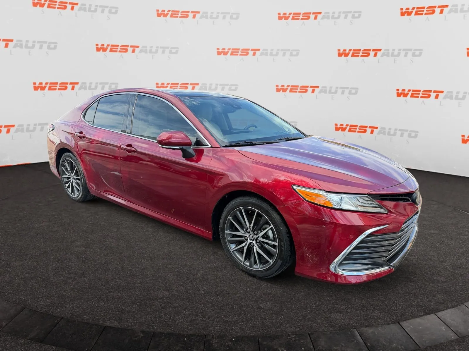 Toyota Camry photo 7