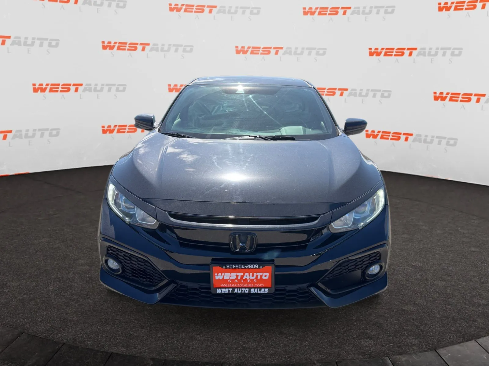 Honda Civic photo 8