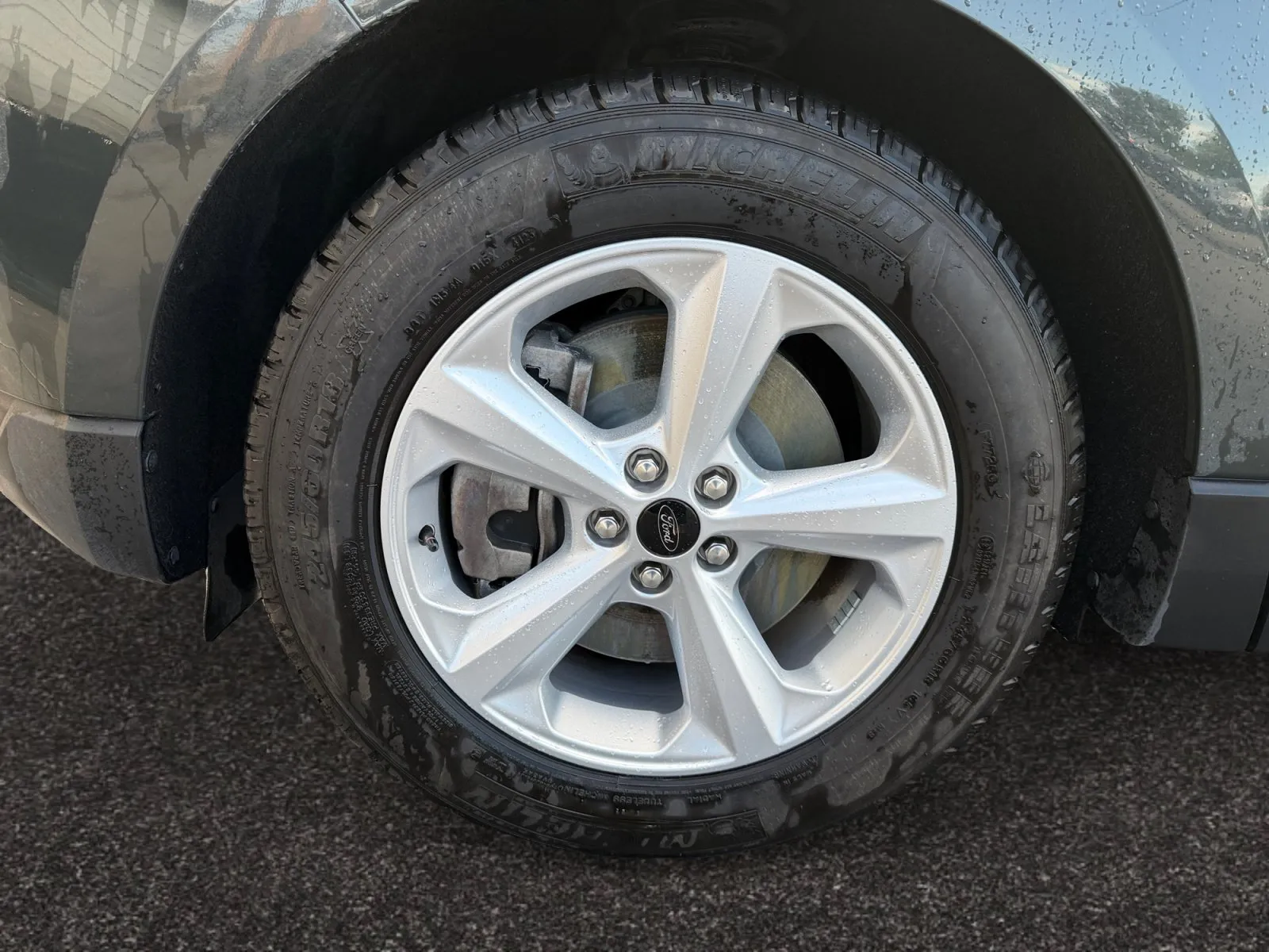 Ford Edge photo 14
