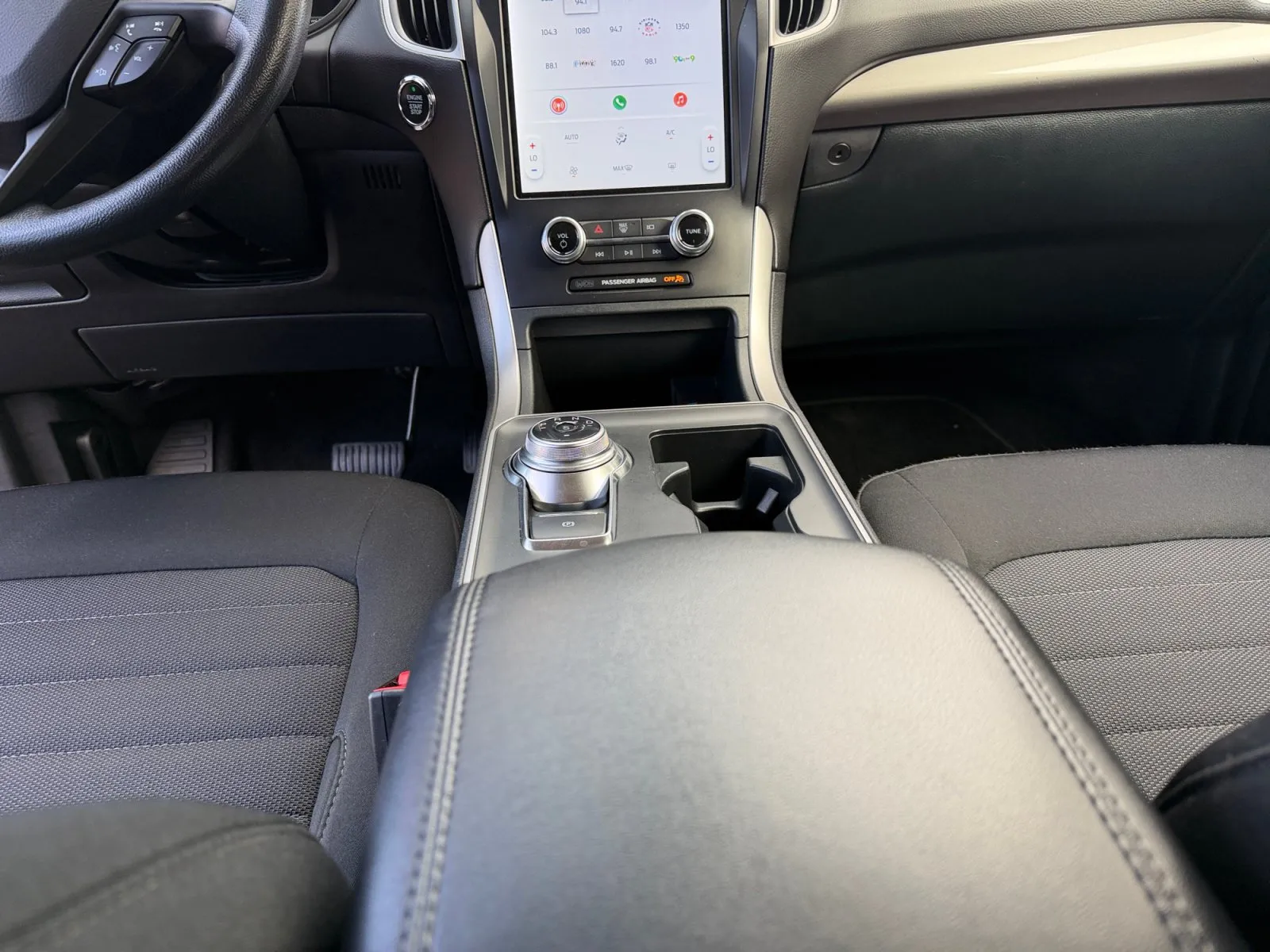 Ford Edge photo 11