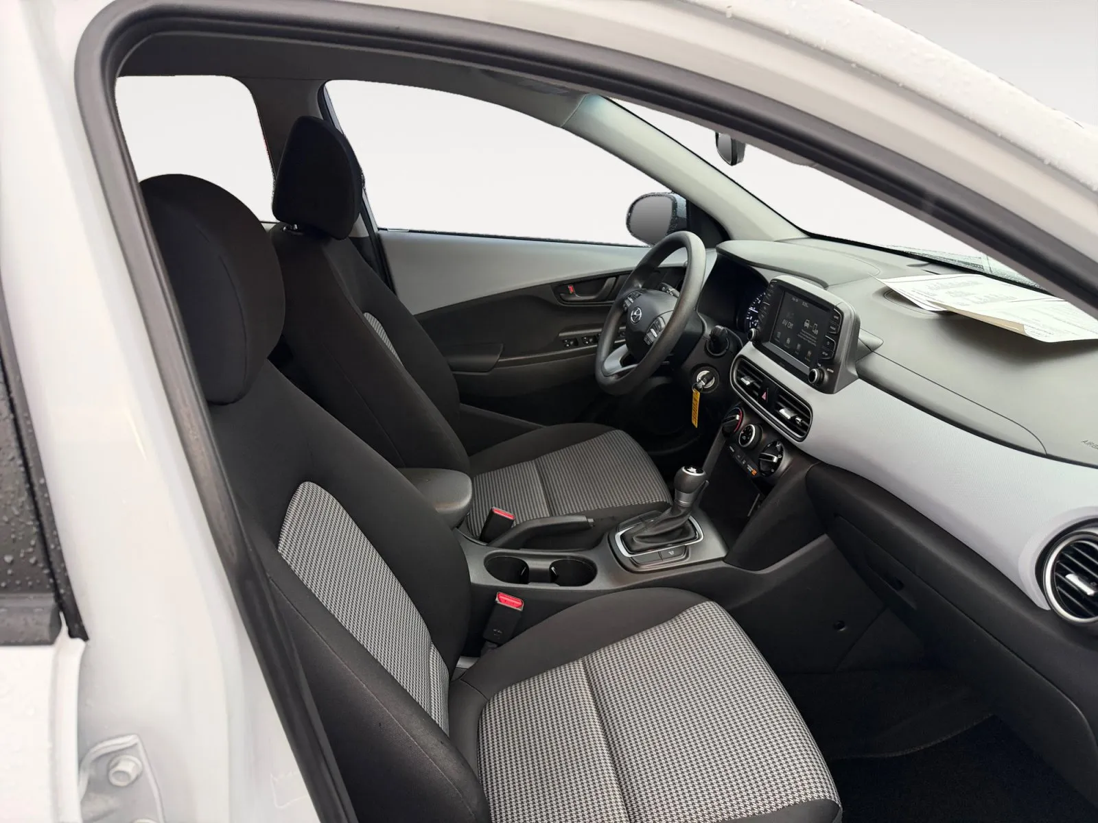 Hyundai Kona photo 15