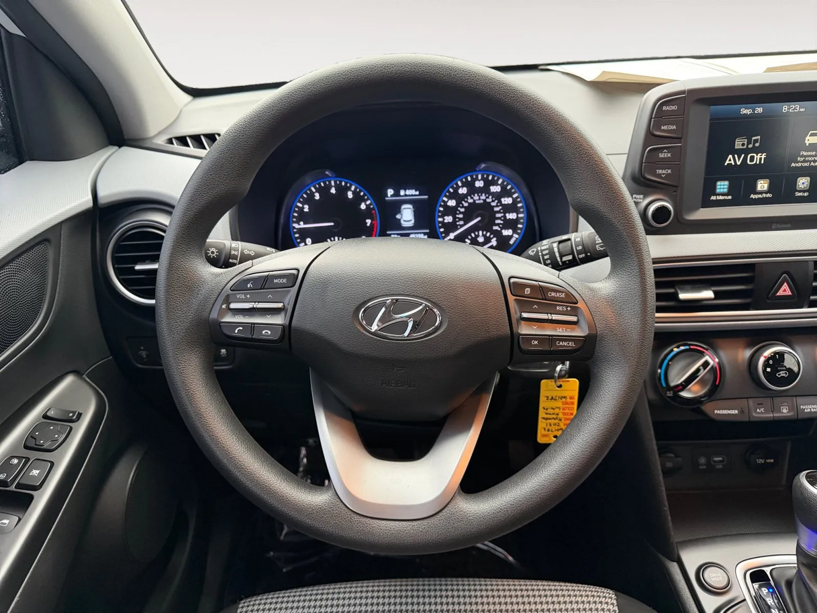 Hyundai Kona photo 12