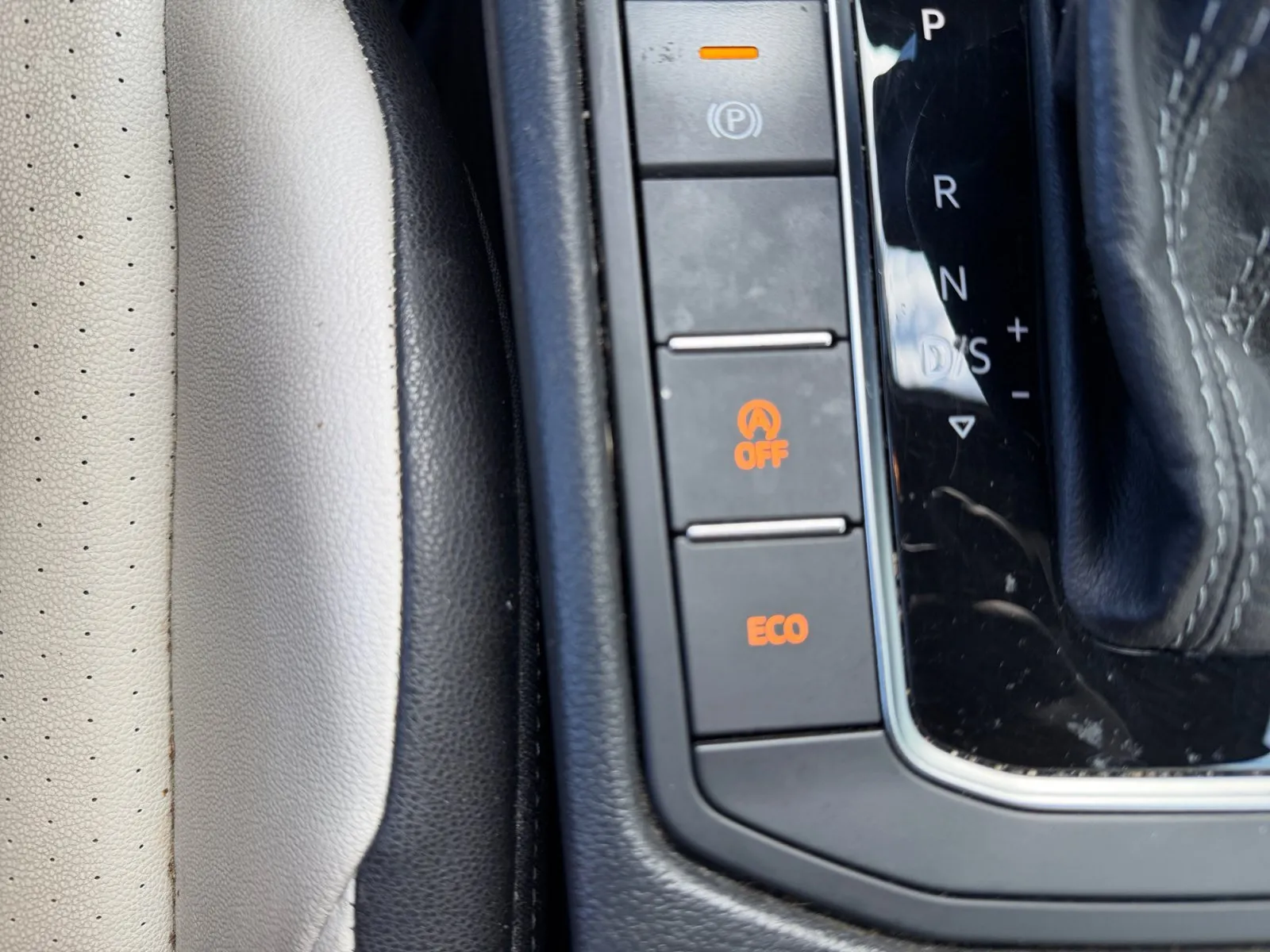 Volkswagen Jetta photo 24