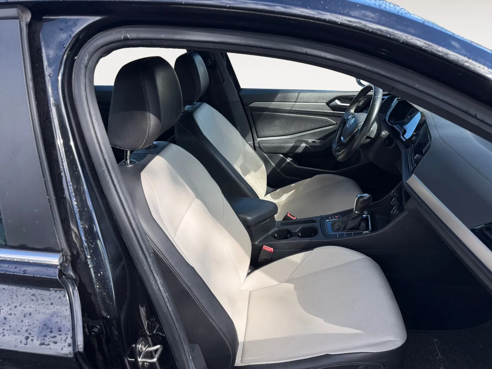 Volkswagen Jetta photo 15