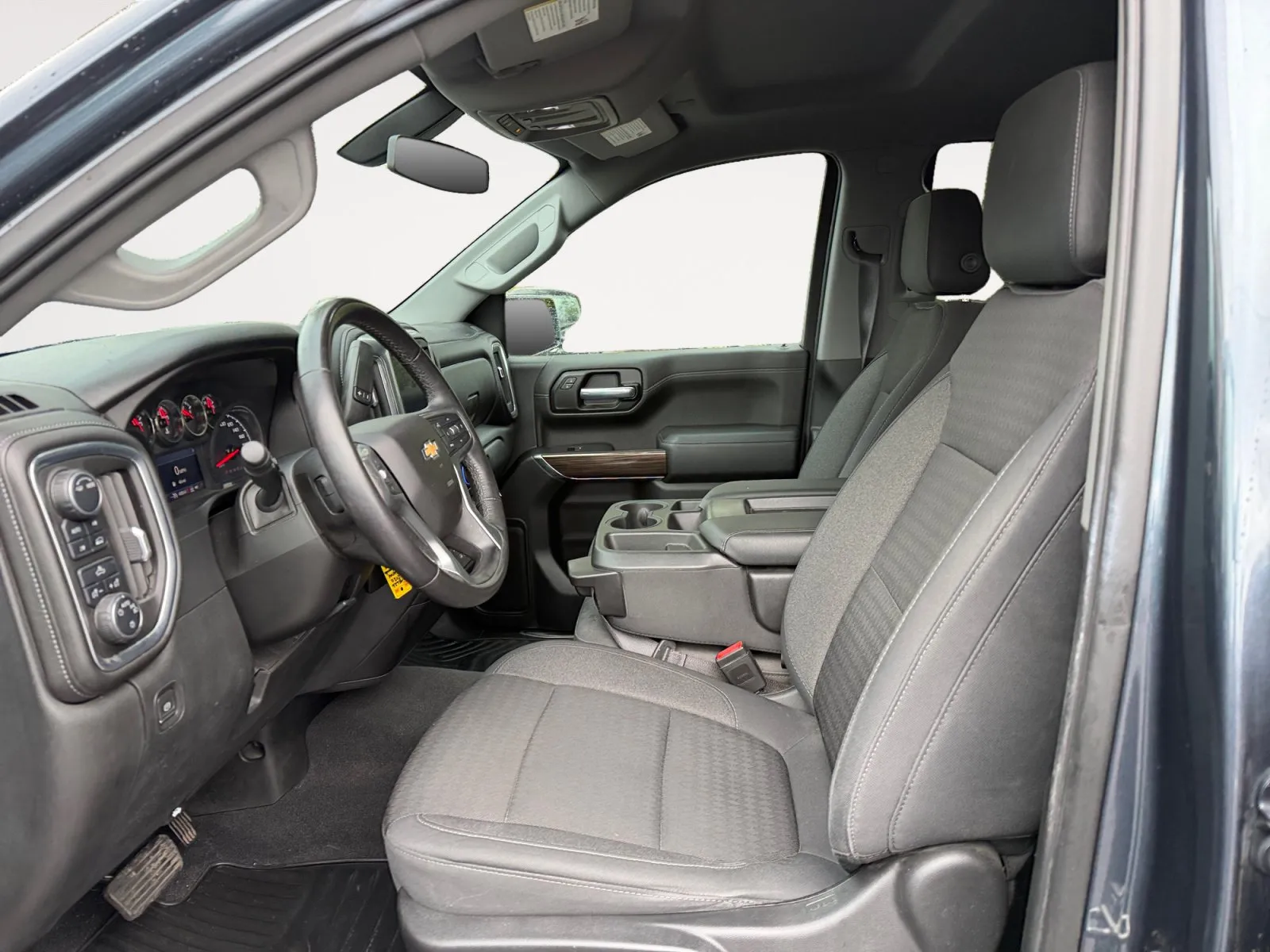 Chevrolet Silverado photo 9
