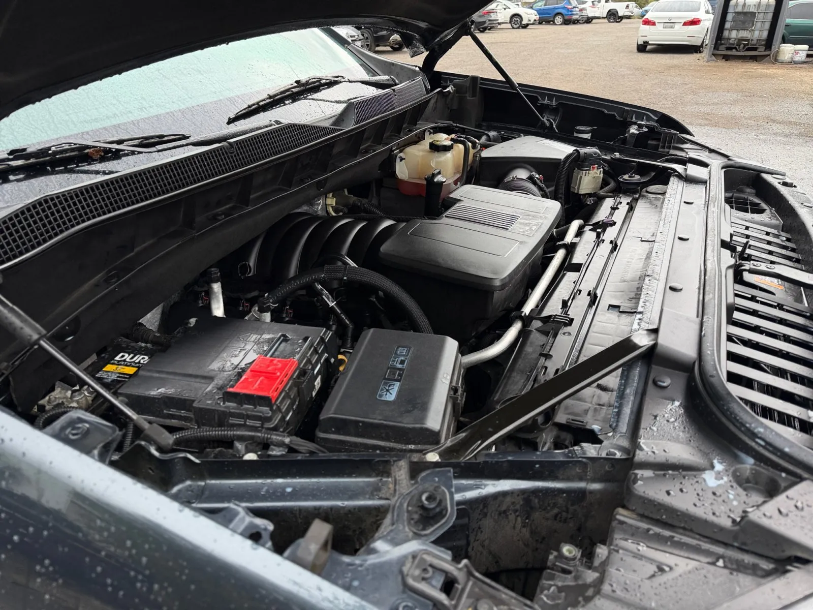 Chevrolet Silverado photo 37