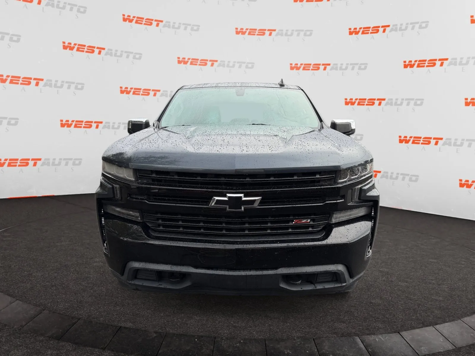 Chevrolet Silverado photo 8