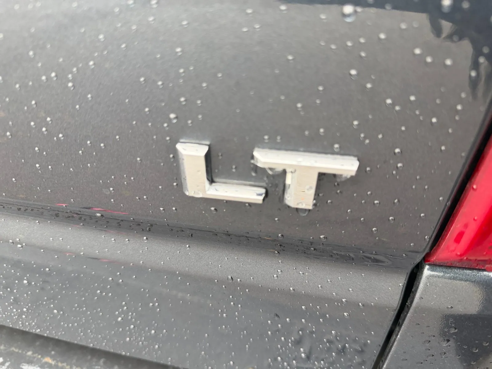Chevrolet Silverado photo 31