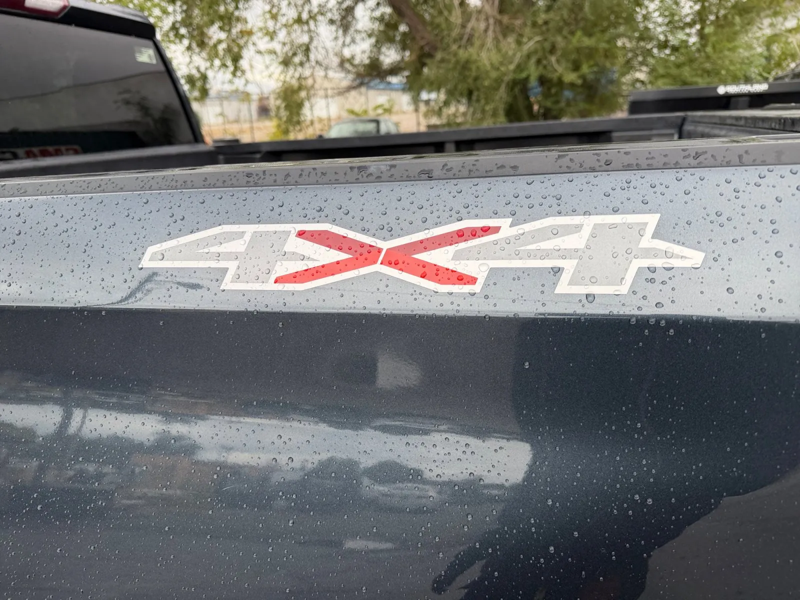 Chevrolet Silverado photo 28