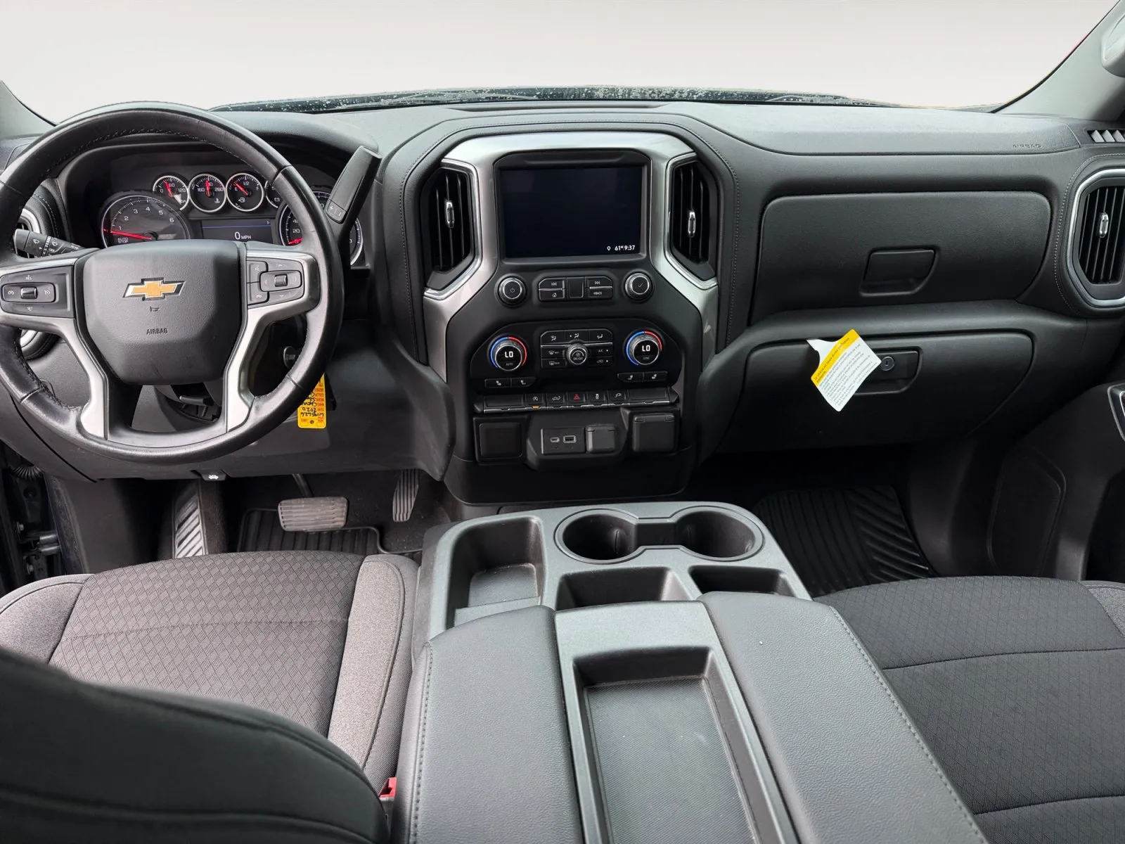 Chevrolet Silverado photo 10