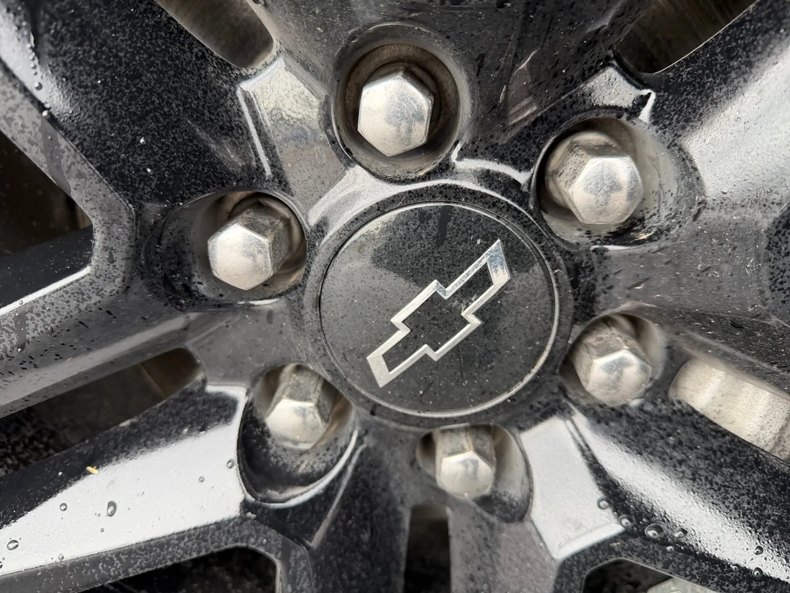 Chevrolet Silverado photo 35