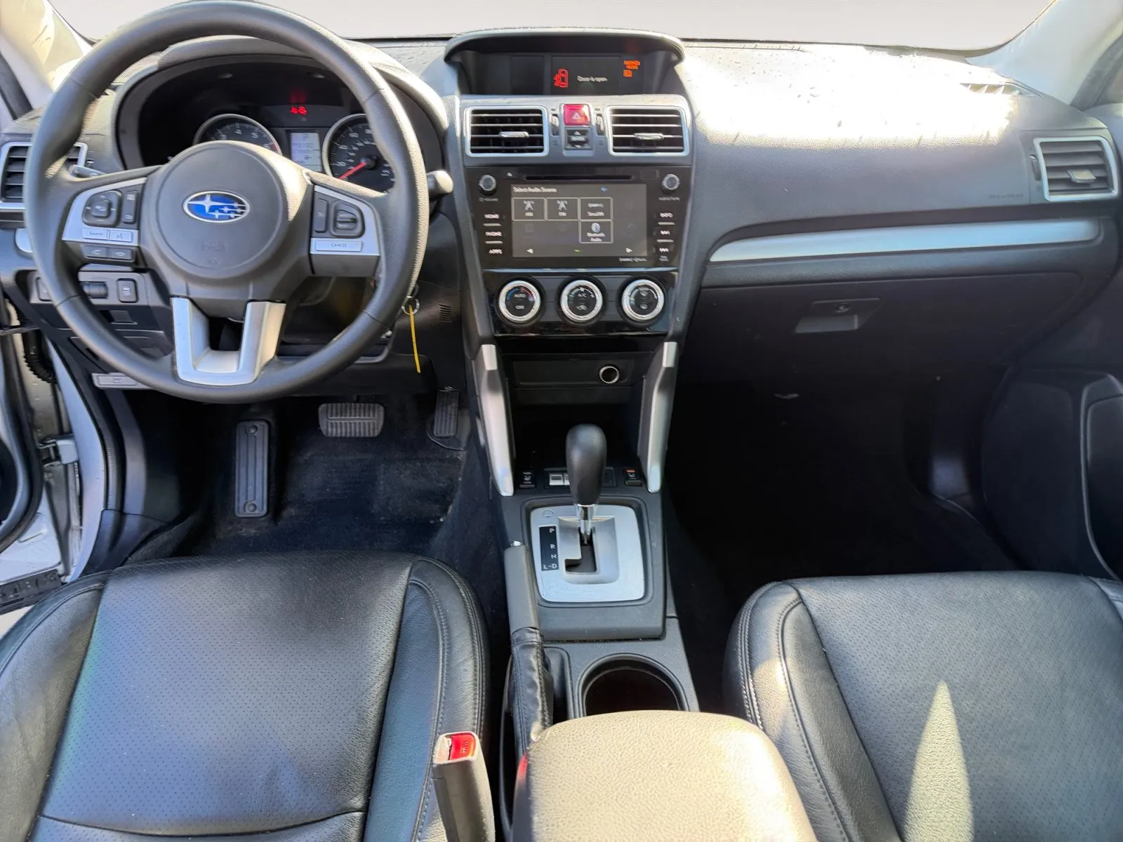 Subaru Forester photo 10